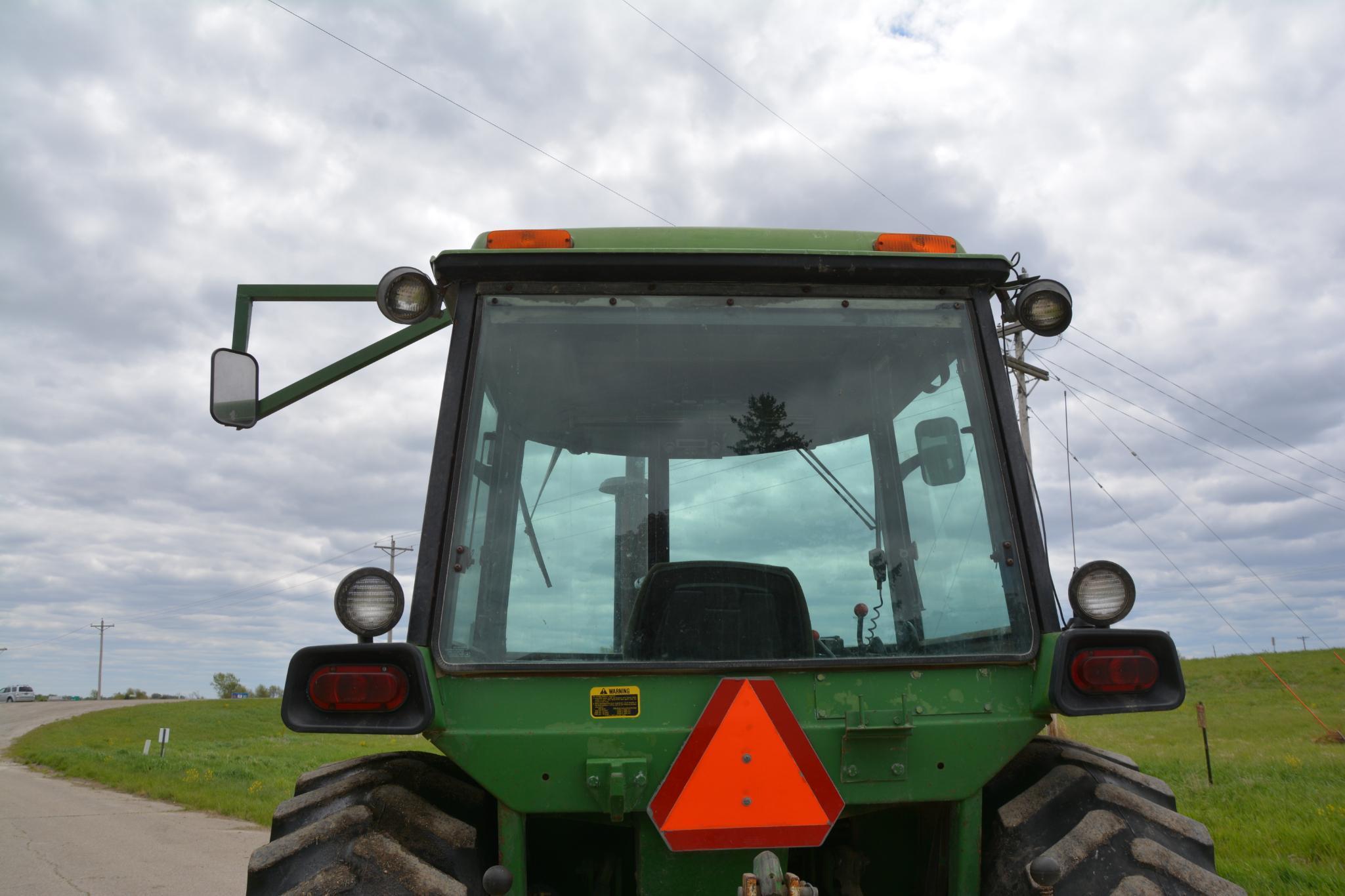John Deere 4430 2wd tractor