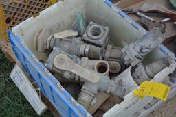 Tote of Banjo valves