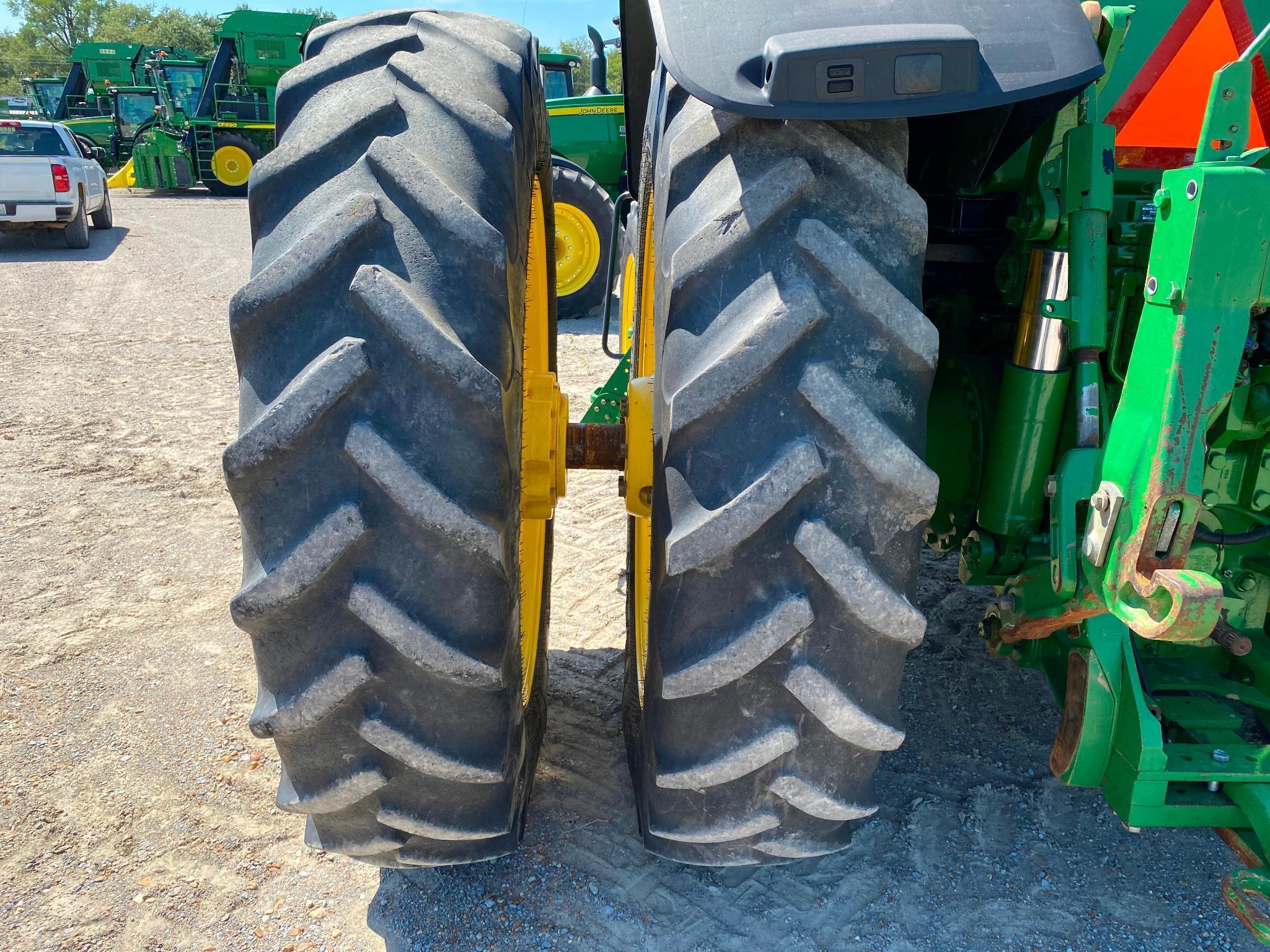 2011 John Deere 8335R MFWD tractor