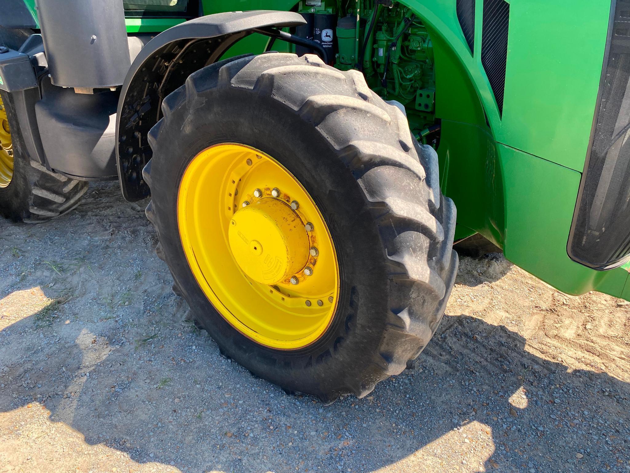 2011 John Deere 8335R MFWD tractor