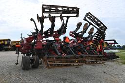 2011 Case-IH 870 11-shank disc-ripper