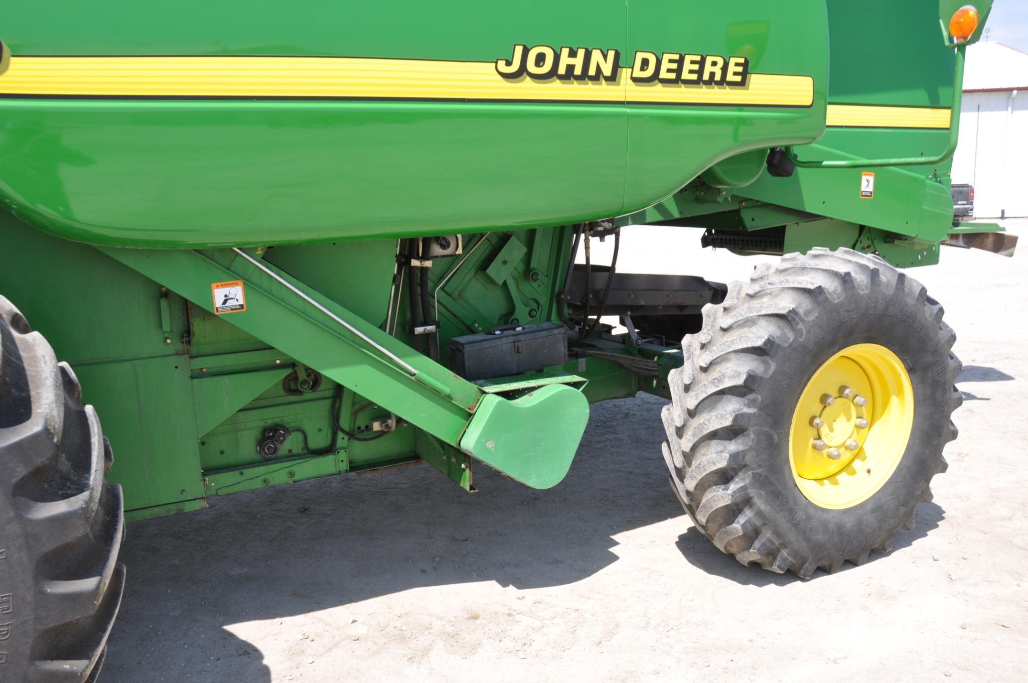2001 John Deere 9550 4wd combine