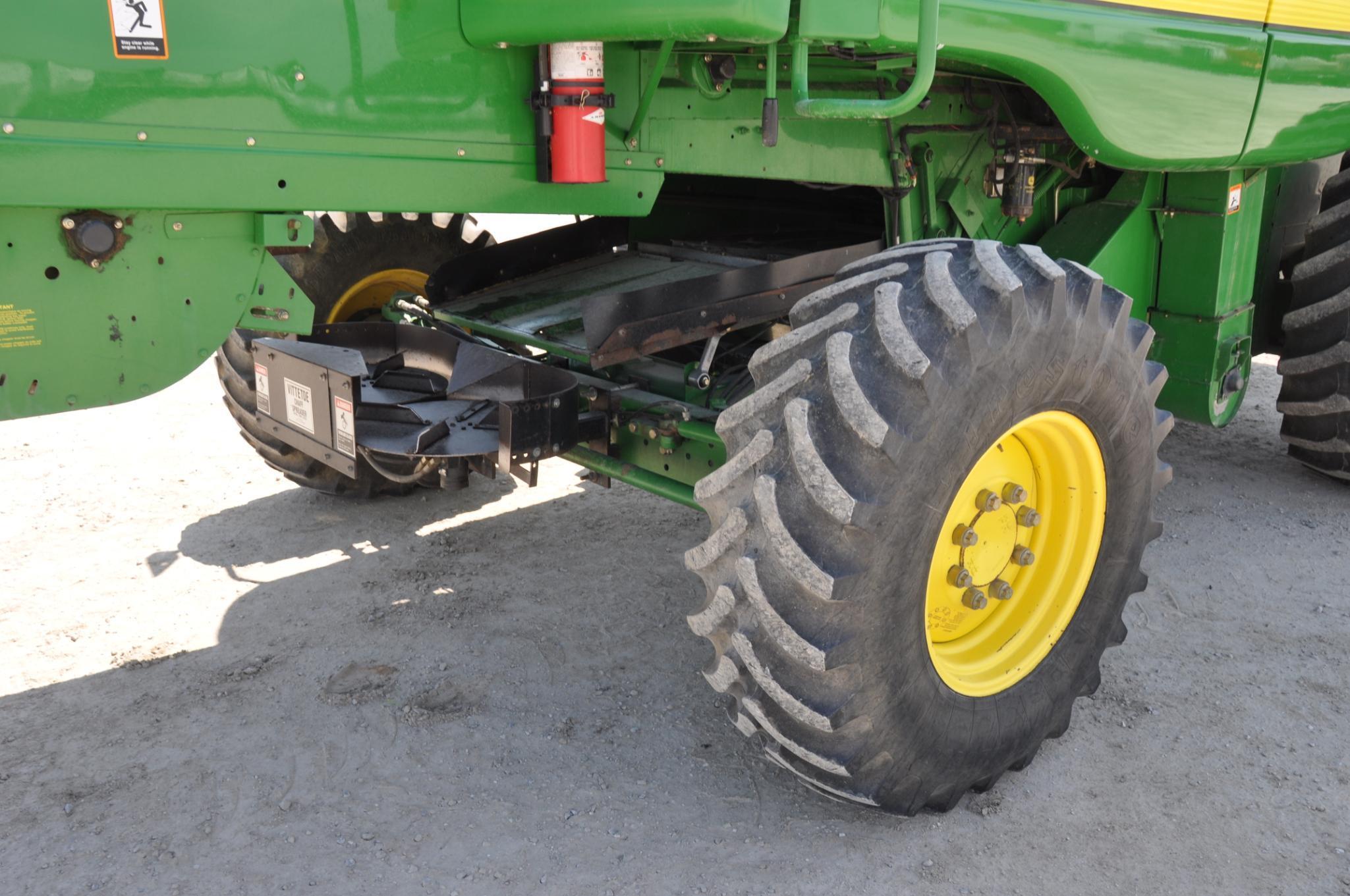 2001 John Deere 9550 4wd combine