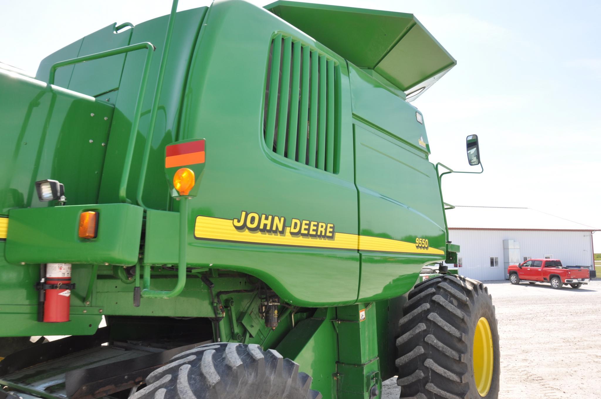 2001 John Deere 9550 4wd combine