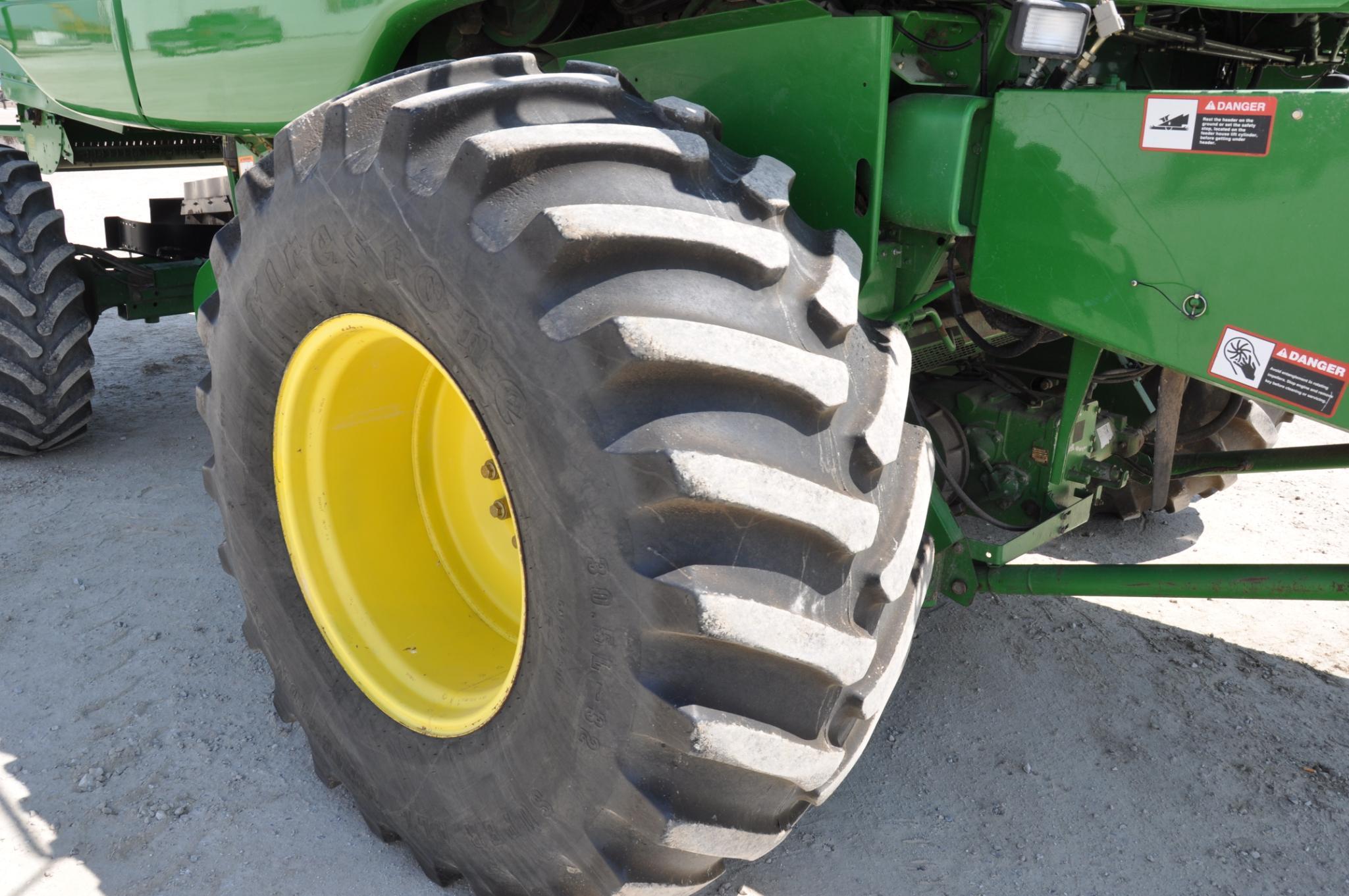 2001 John Deere 9550 4wd combine