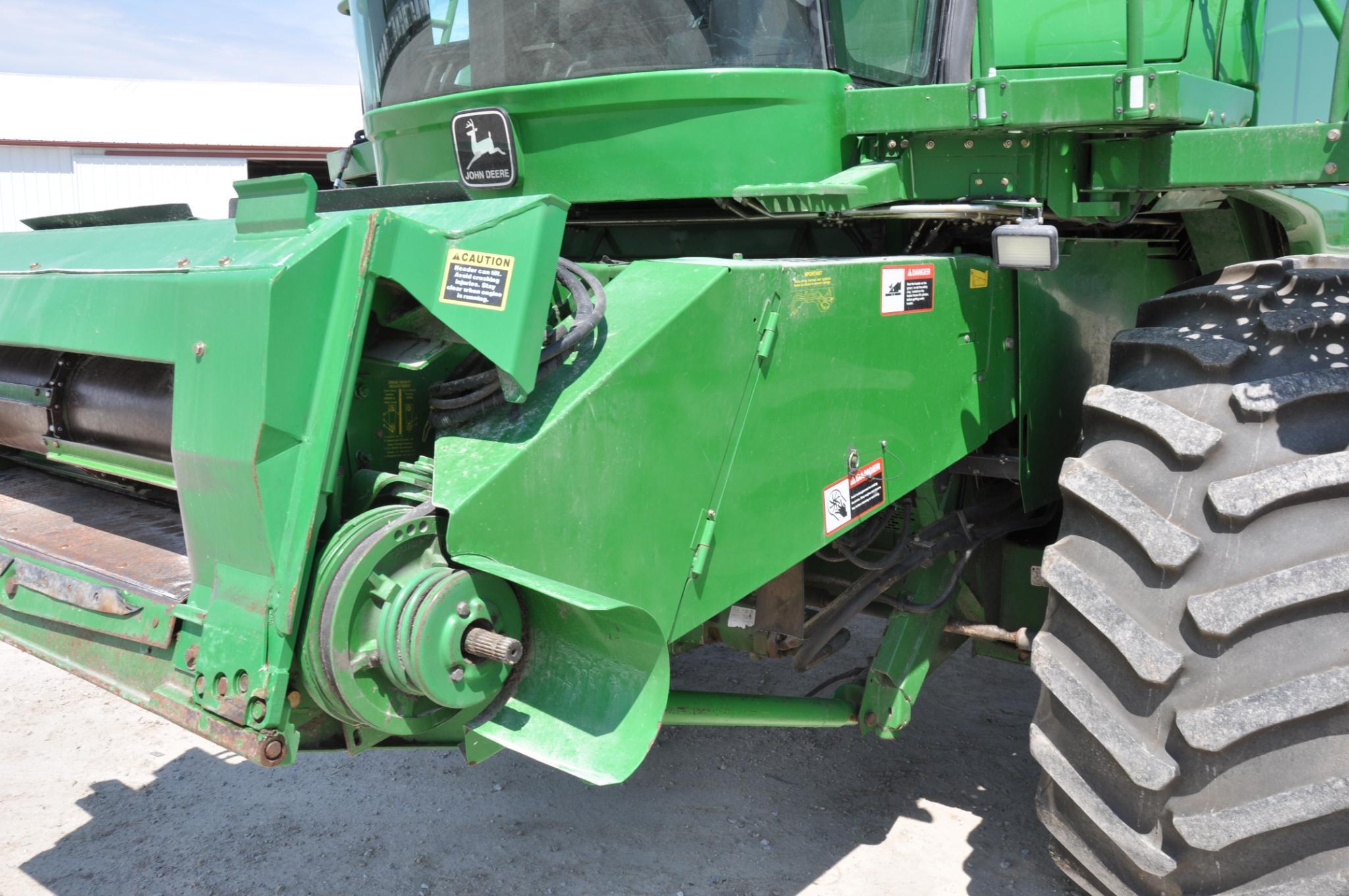 2001 John Deere 9550 4wd combine