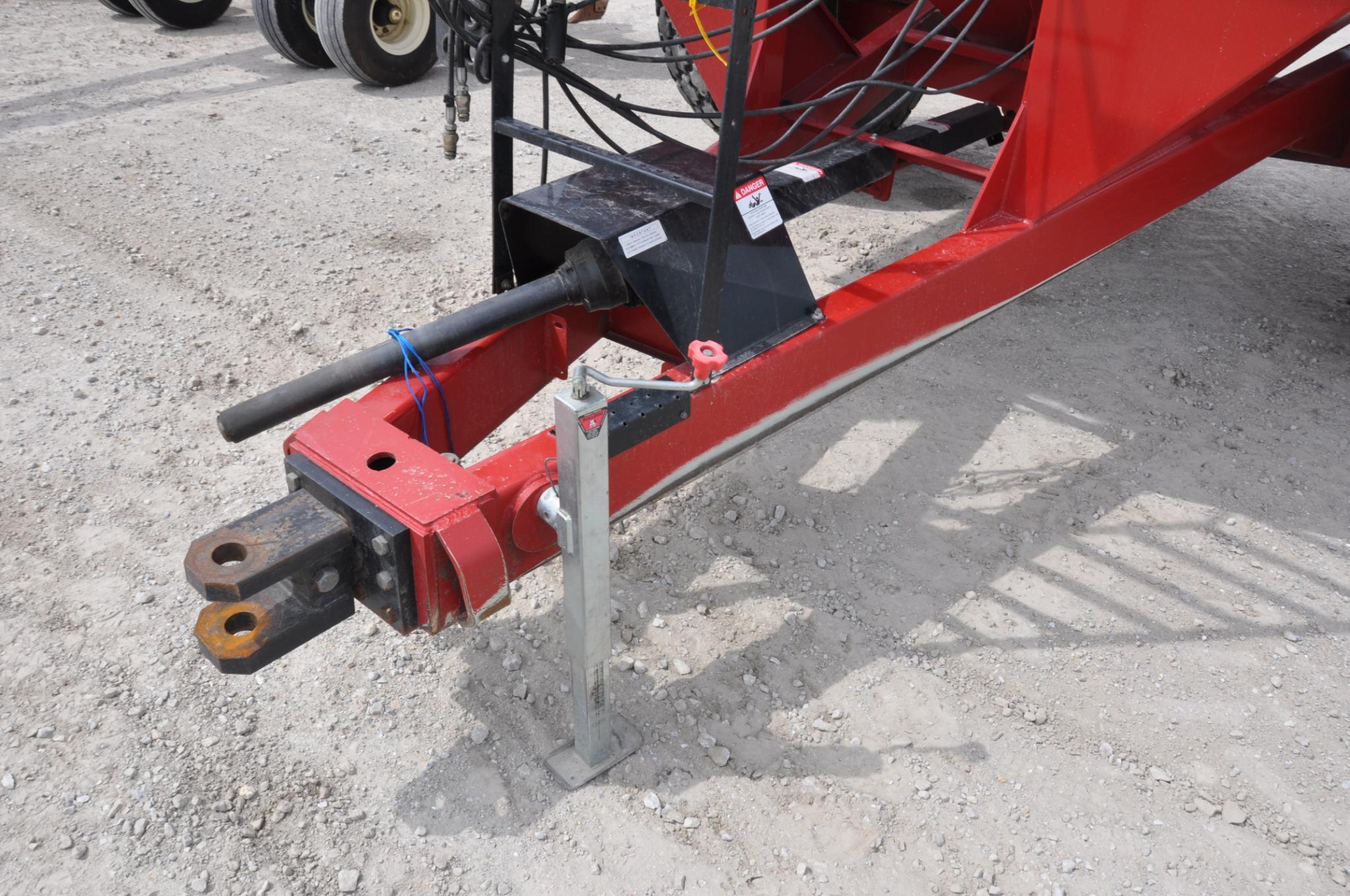 J&M 750 grain cart