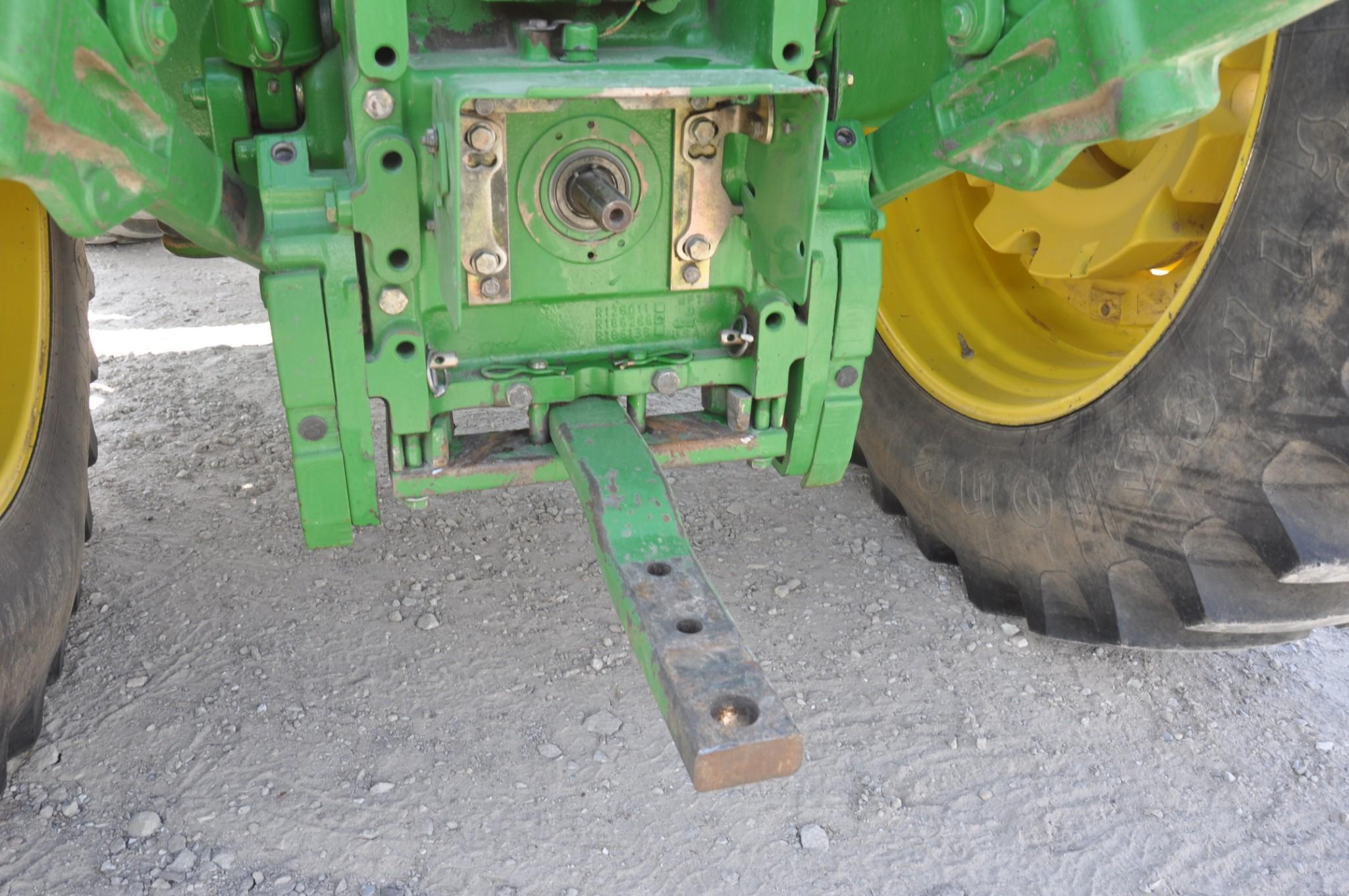2003 John Deere 7520 MFWD tractor