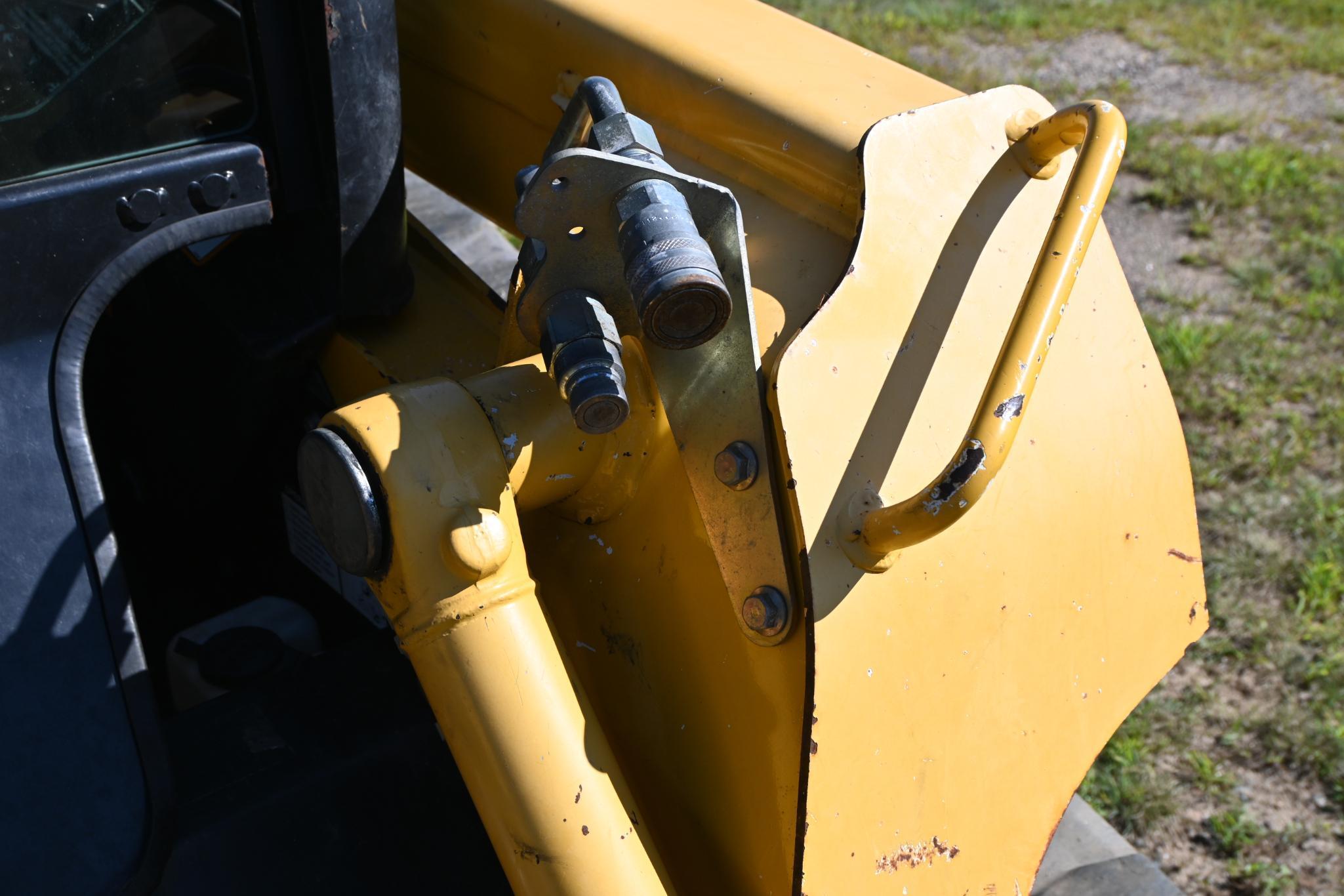 2009 John Deere CT322 compact track loader