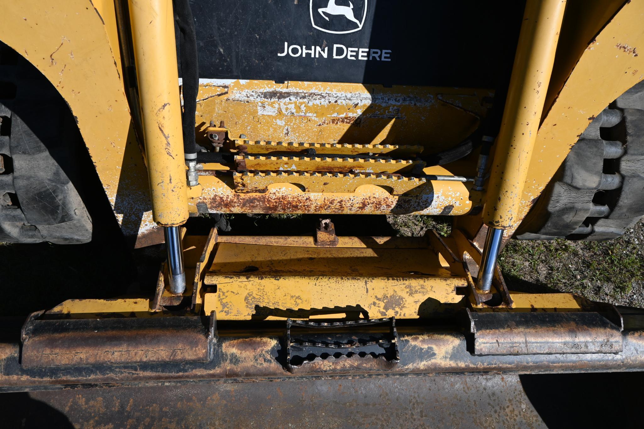 2009 John Deere CT322 compact track loader