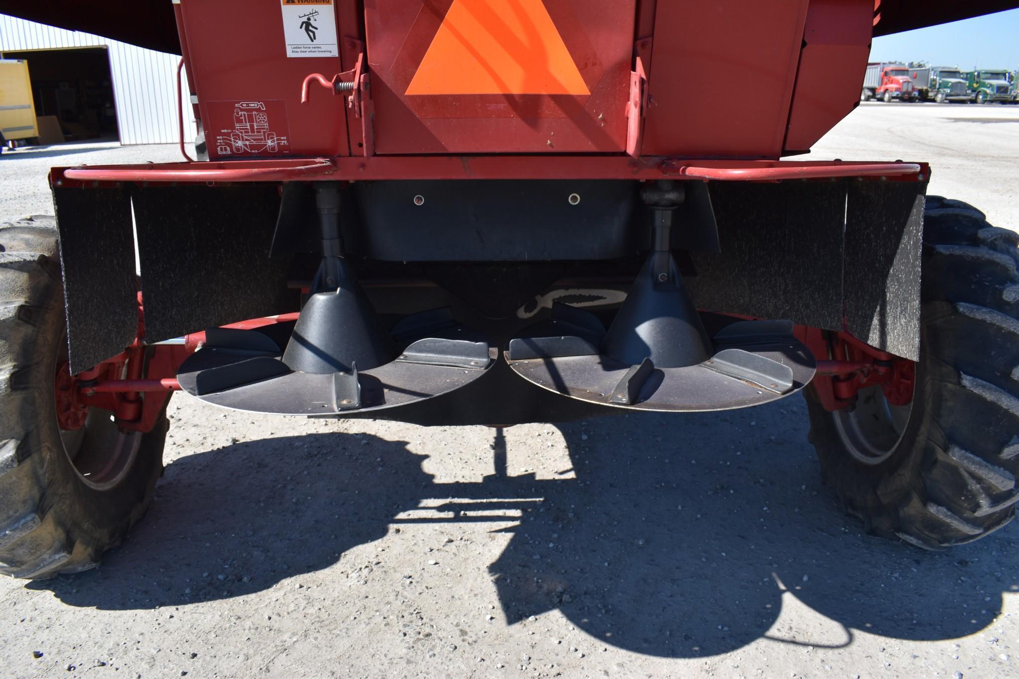 Case-IH 2366 2wd combine