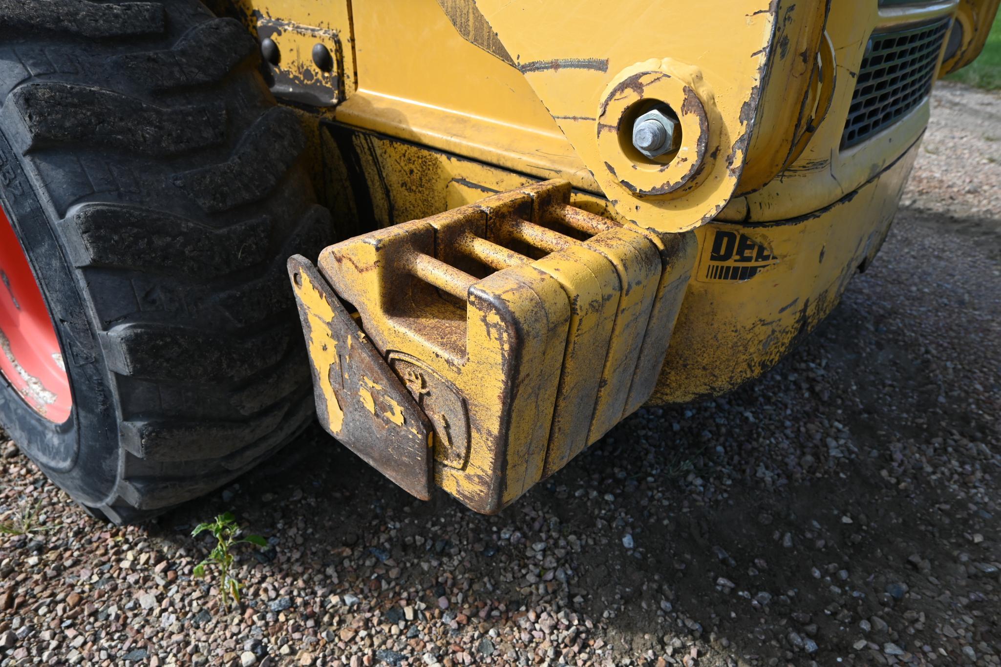 2003 JD 250 Series II skidsteer
