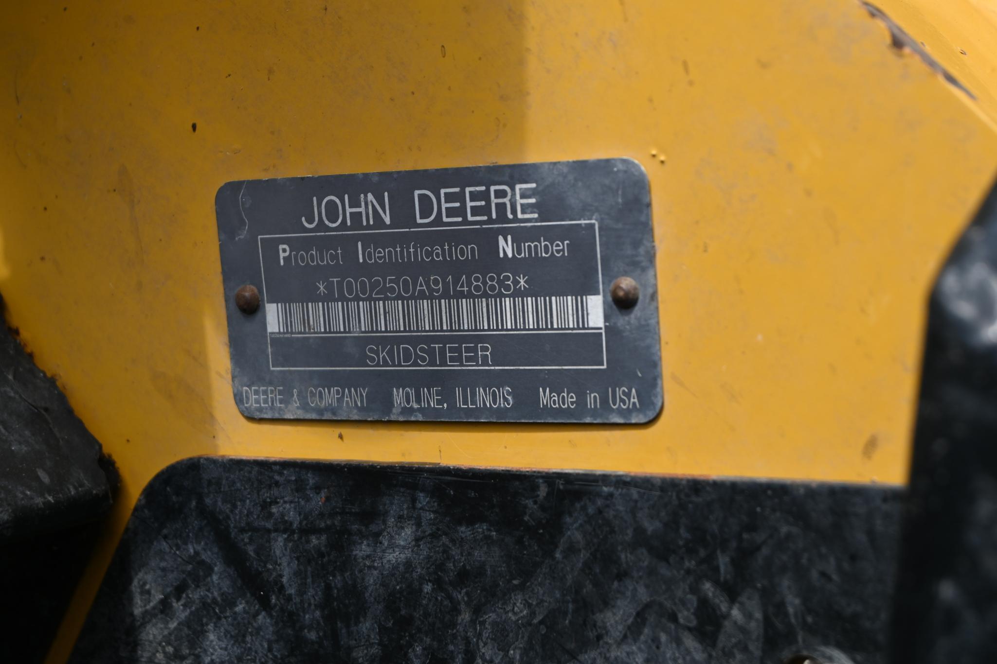2003 JD 250 Series II skidsteer