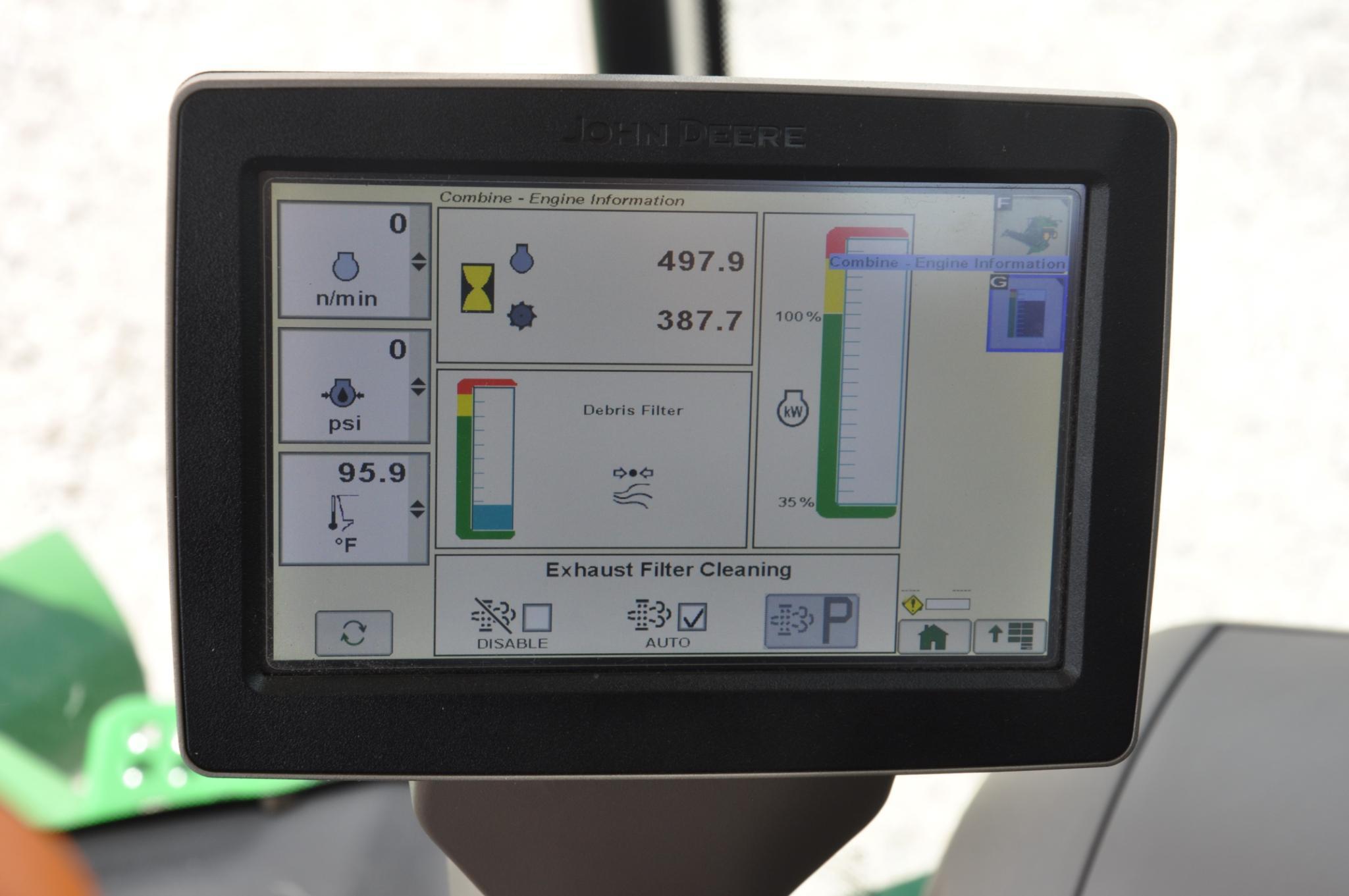 2017 John Deere S660 2wd combine