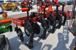 2018 Case-IH 2500 5-shank 3-pt. inline ripper