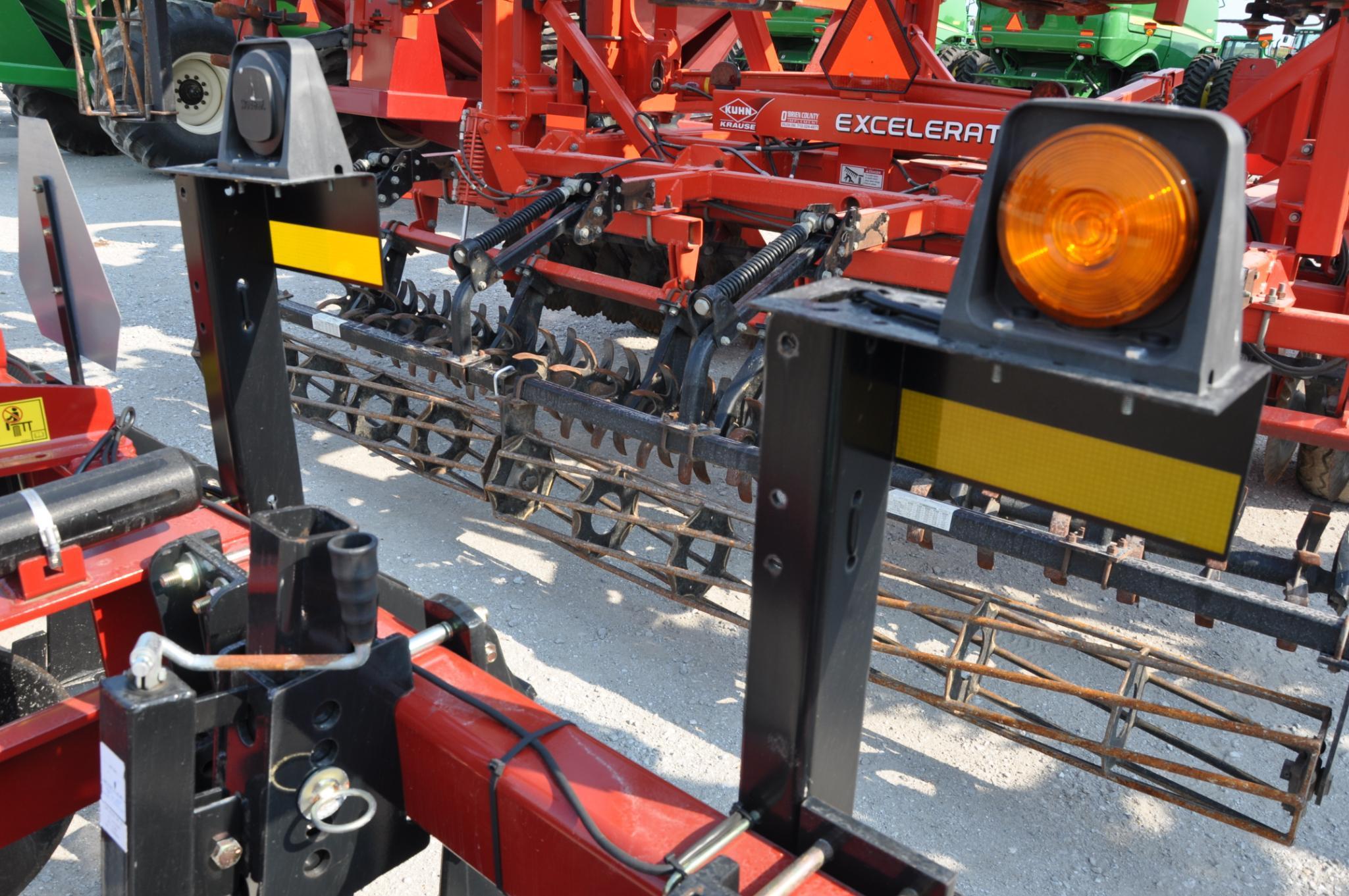 2018 Case-IH 2500 5-shank 3-pt. inline ripper