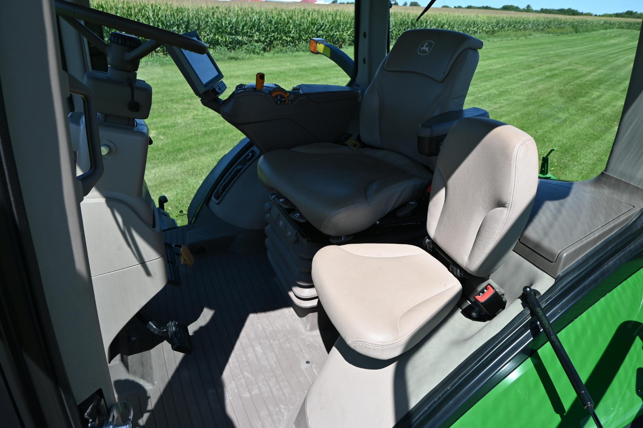 2018 John Deere 8345R MFWD tractor