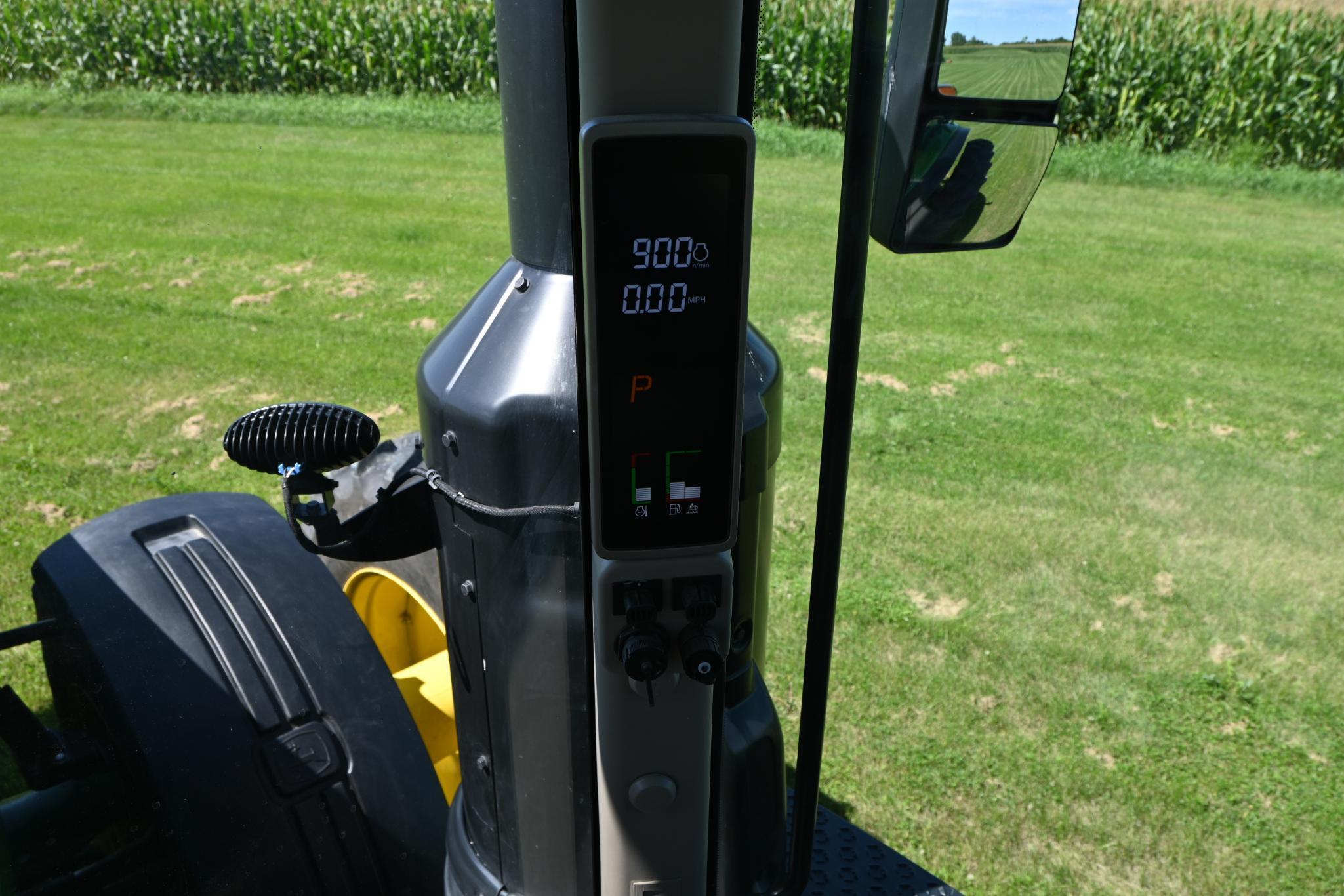 2018 John Deere 8345R MFWD tractor