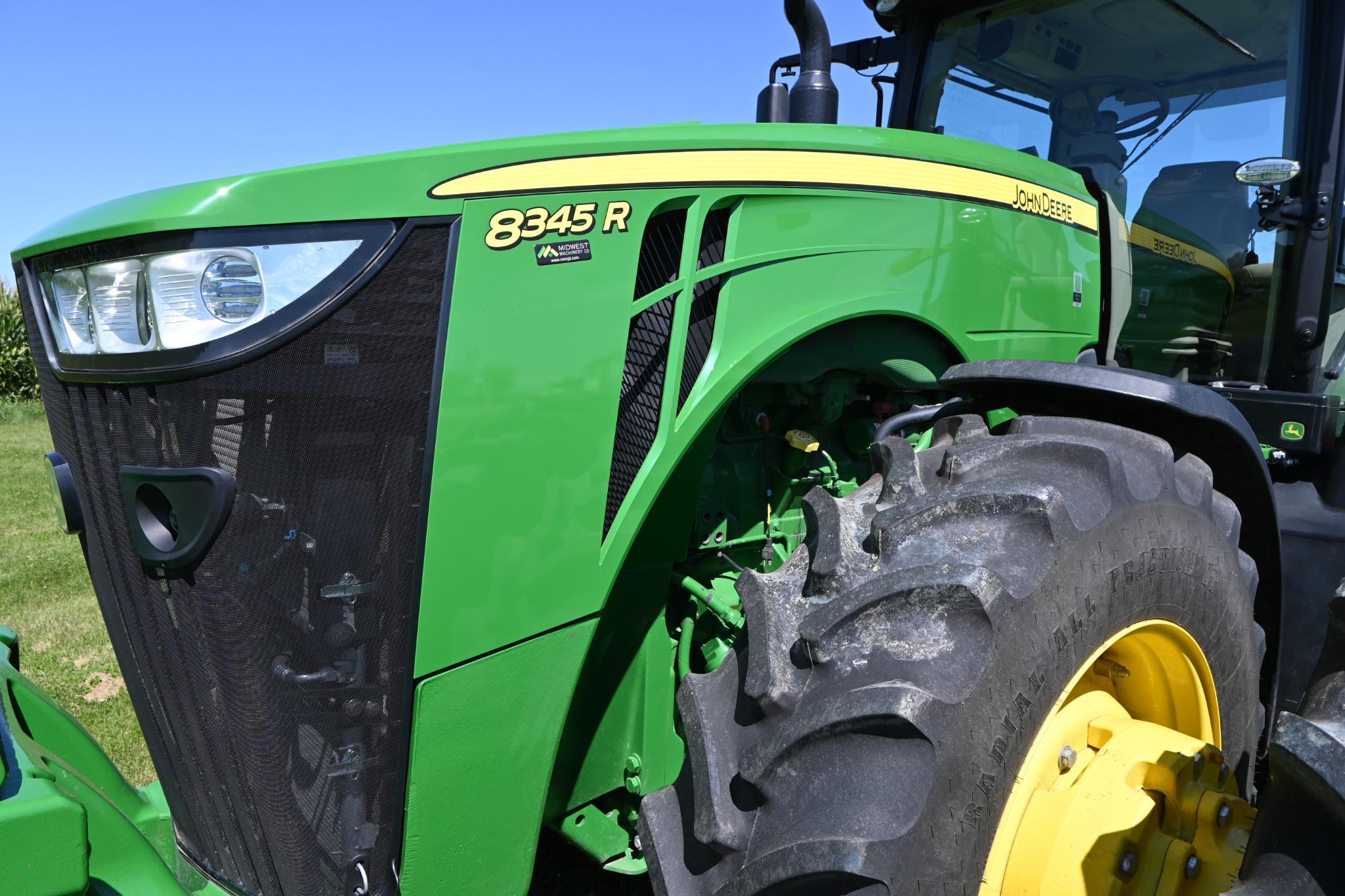 2018 John Deere 8345R MFWD tractor