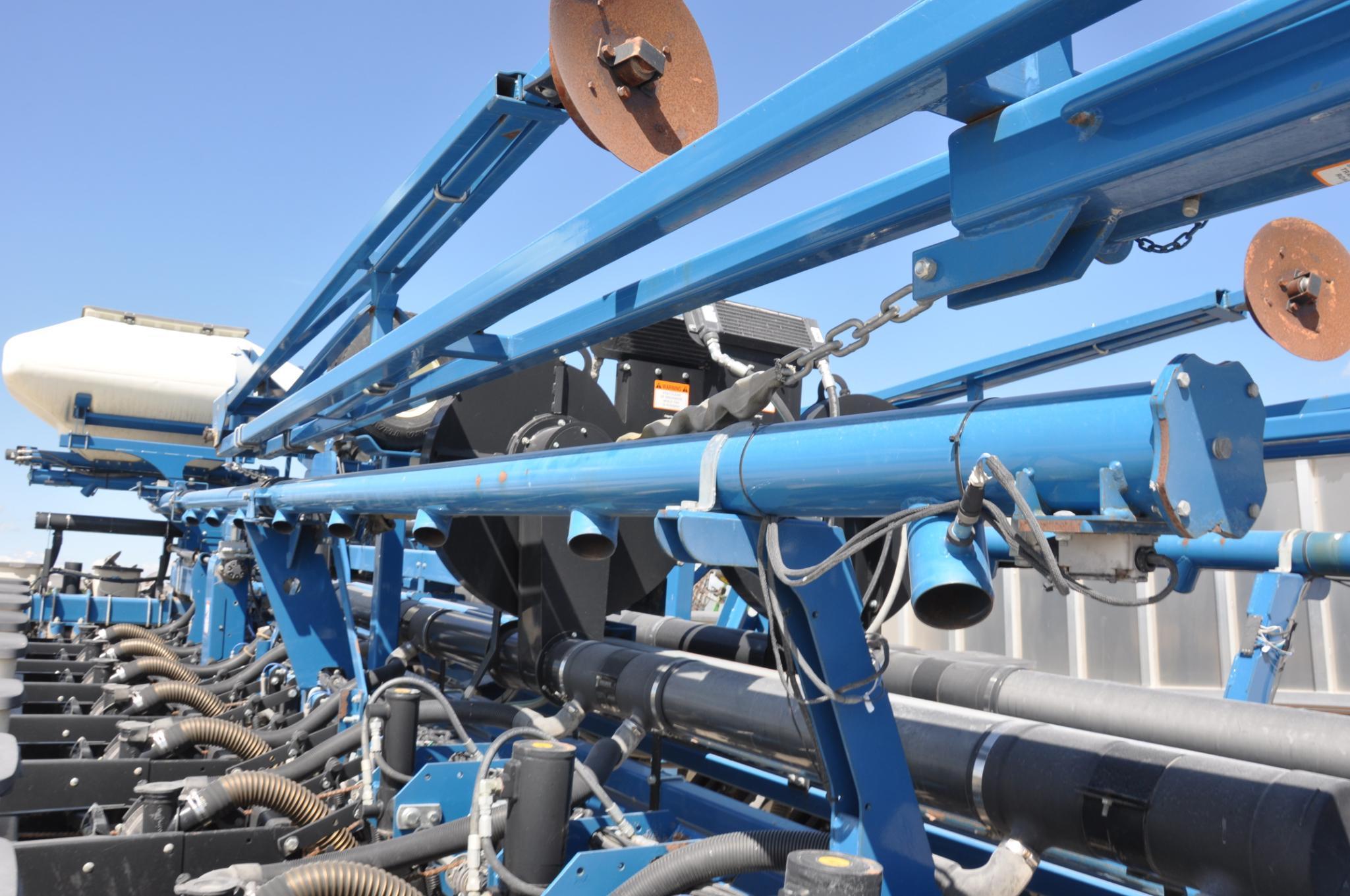 Kinze...3800 24 row 30" planter