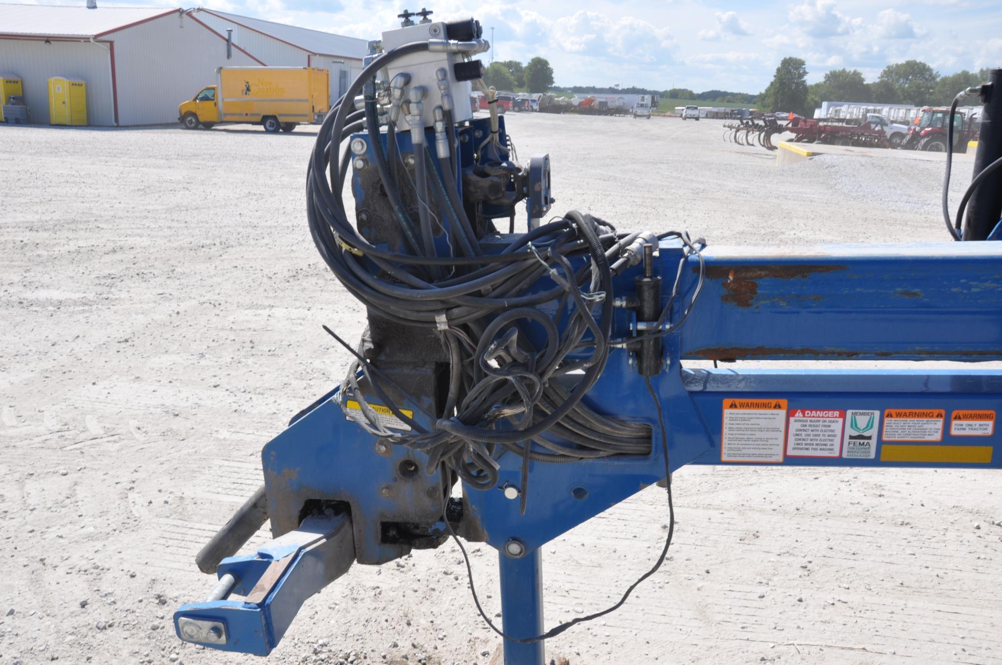 Kinze...3800 24 row 30" planter