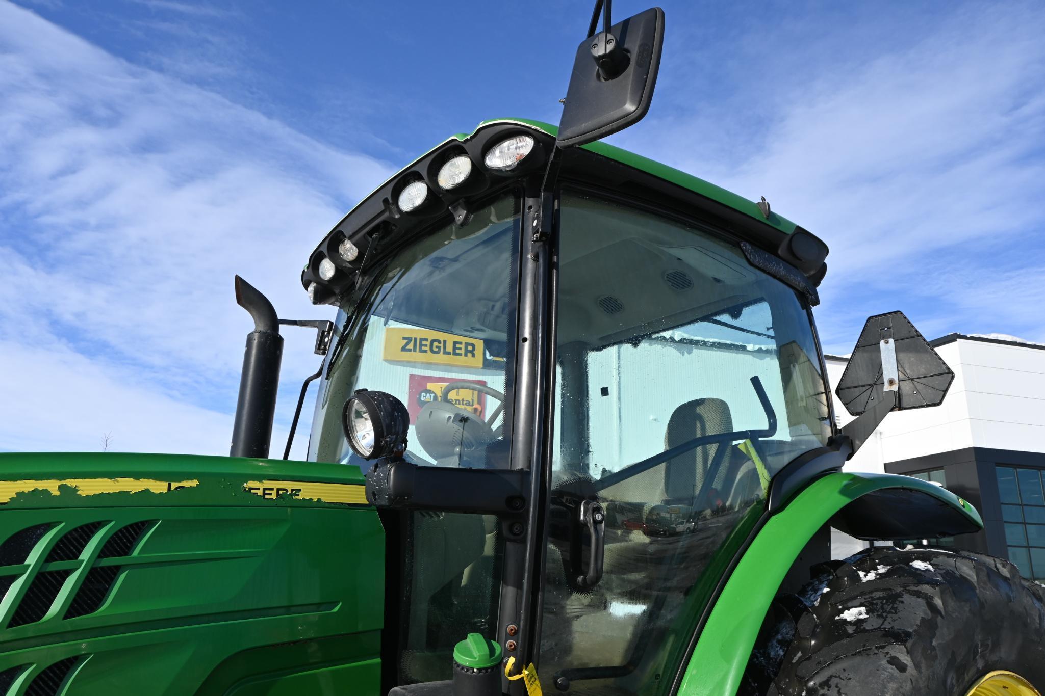 2017 John Deere 6130R MFWD tractor
