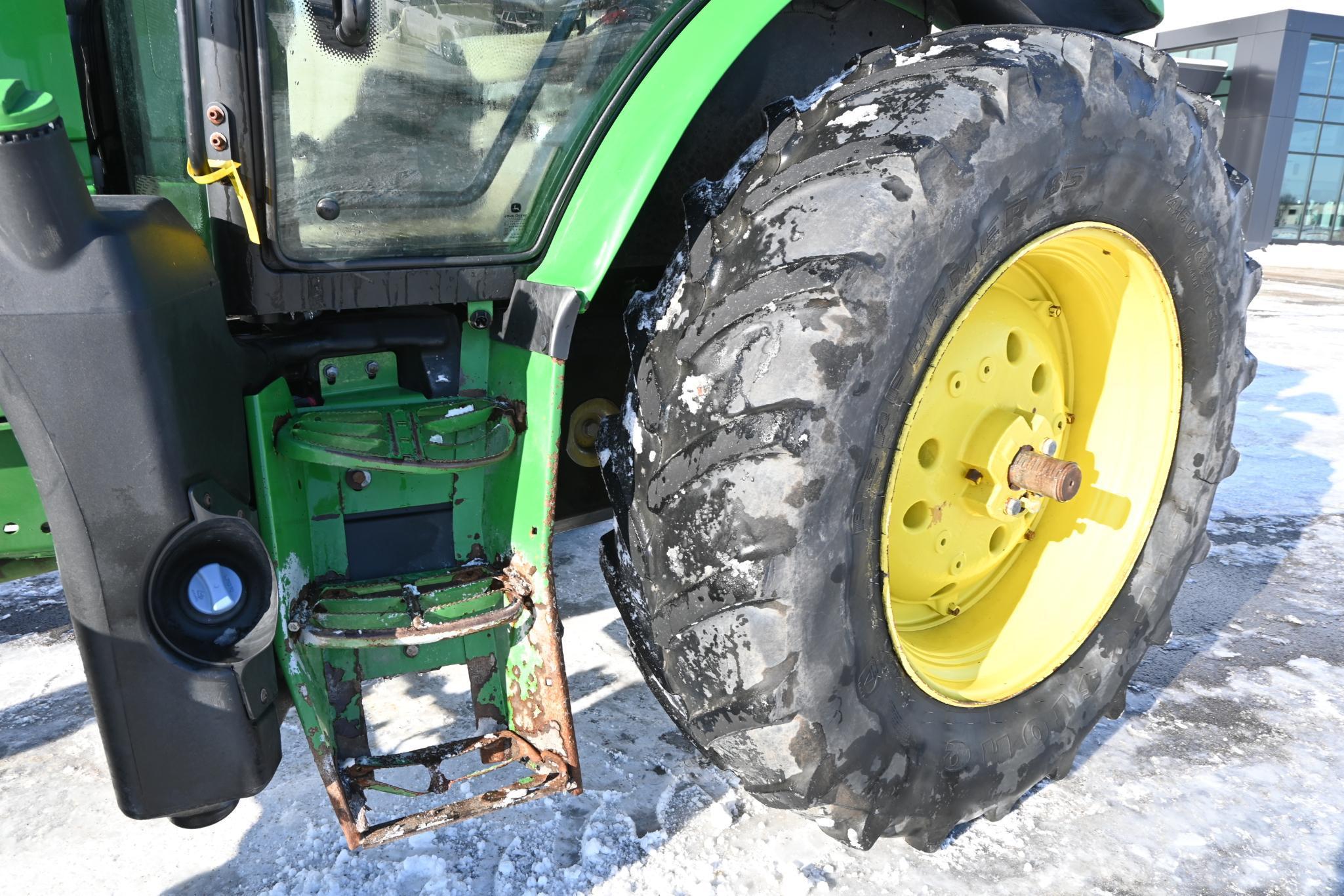 2017 John Deere 6130R MFWD tractor