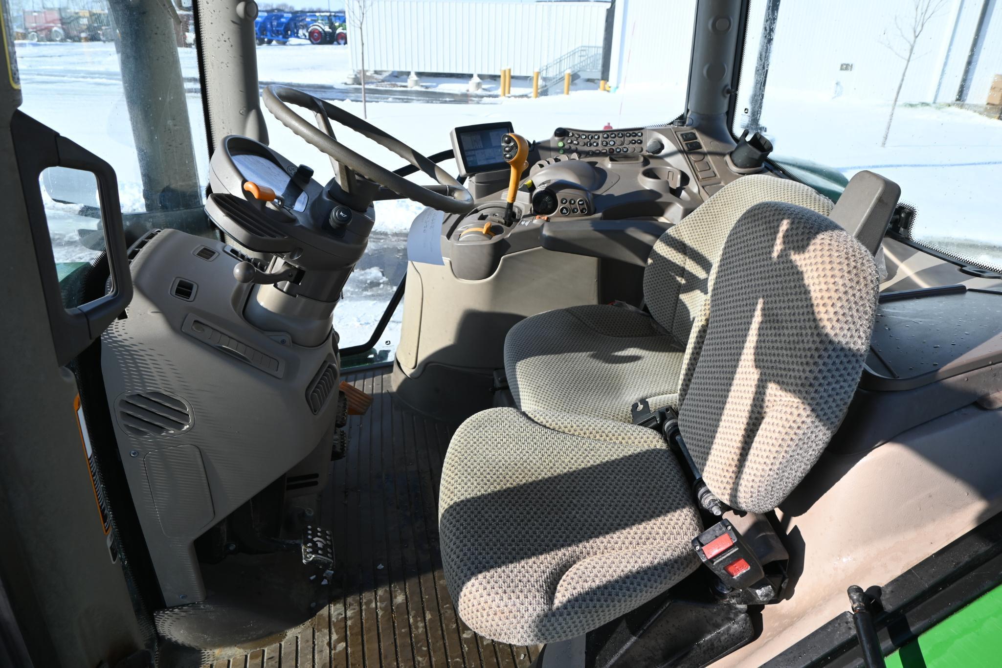 2017 John Deere 6130R MFWD tractor