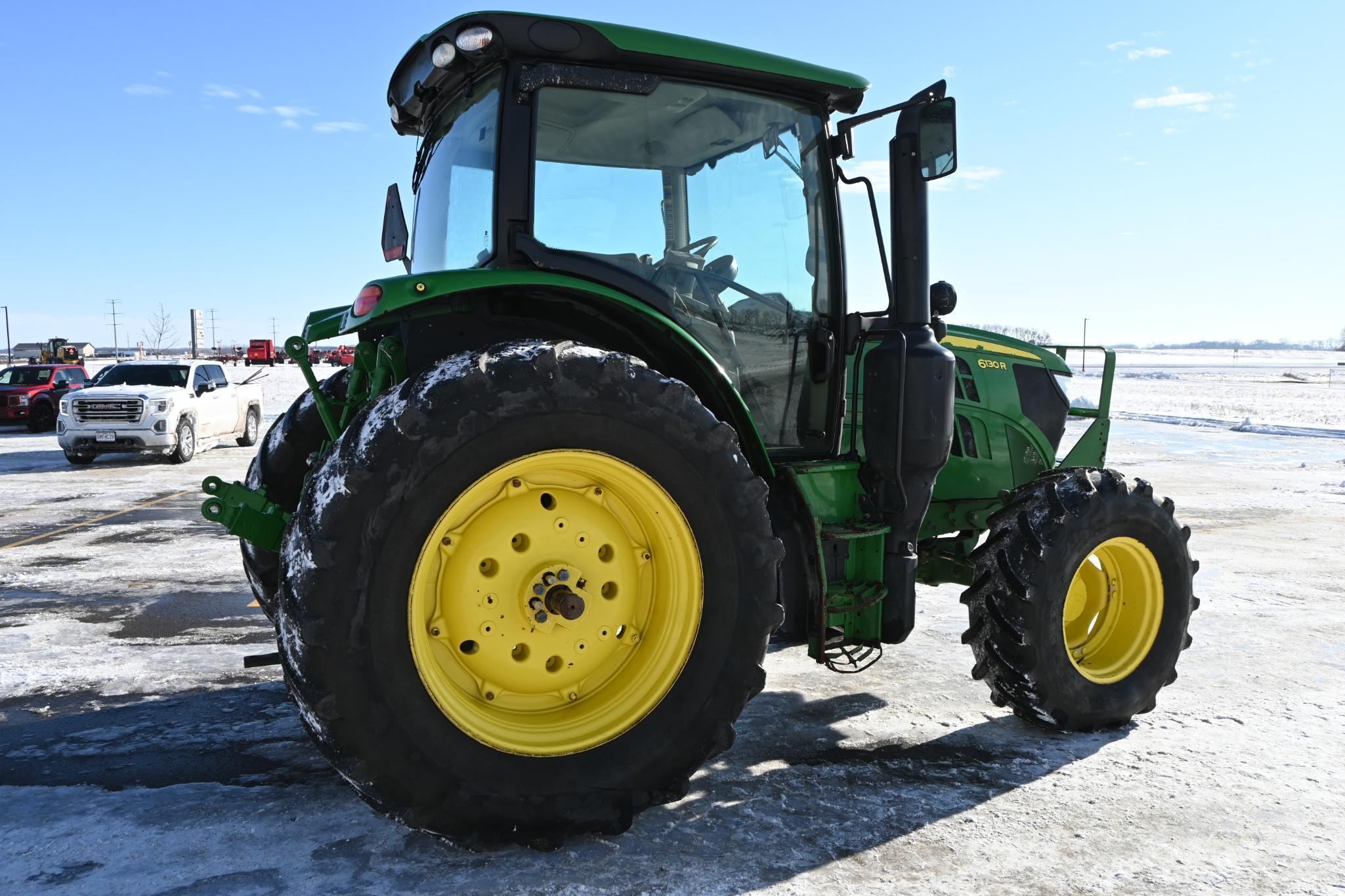 2017 John Deere 6130R MFWD tractor