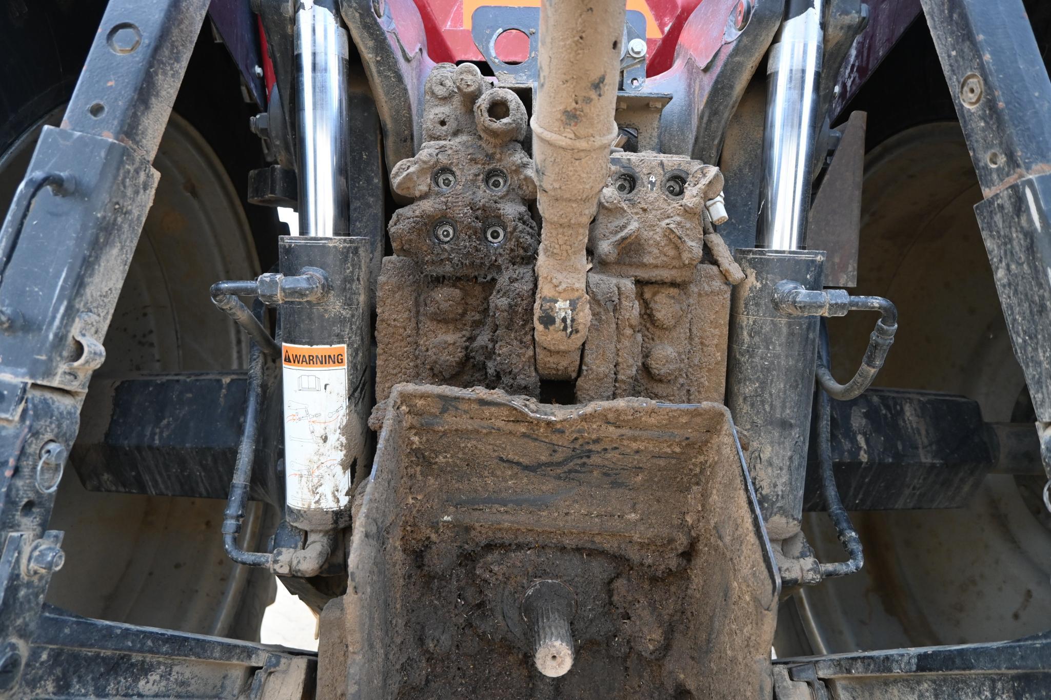 2001 Case IH MX240 MFWD tractor