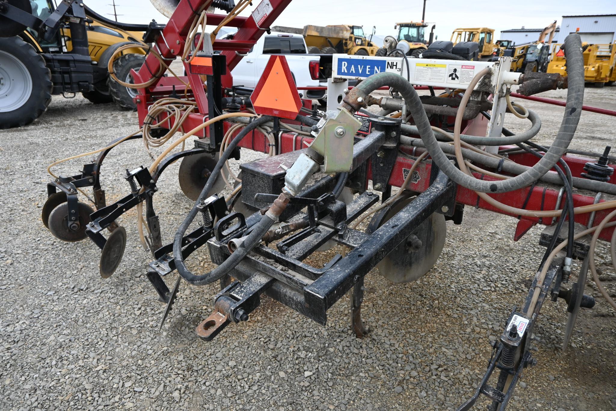 Case IH 5300 3-pt. 15-knife NH3 bar