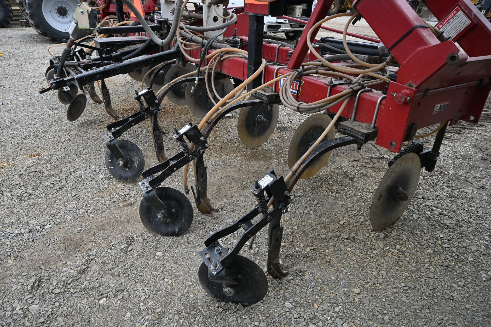 Case IH 5300 3-pt. 15-knife NH3 bar