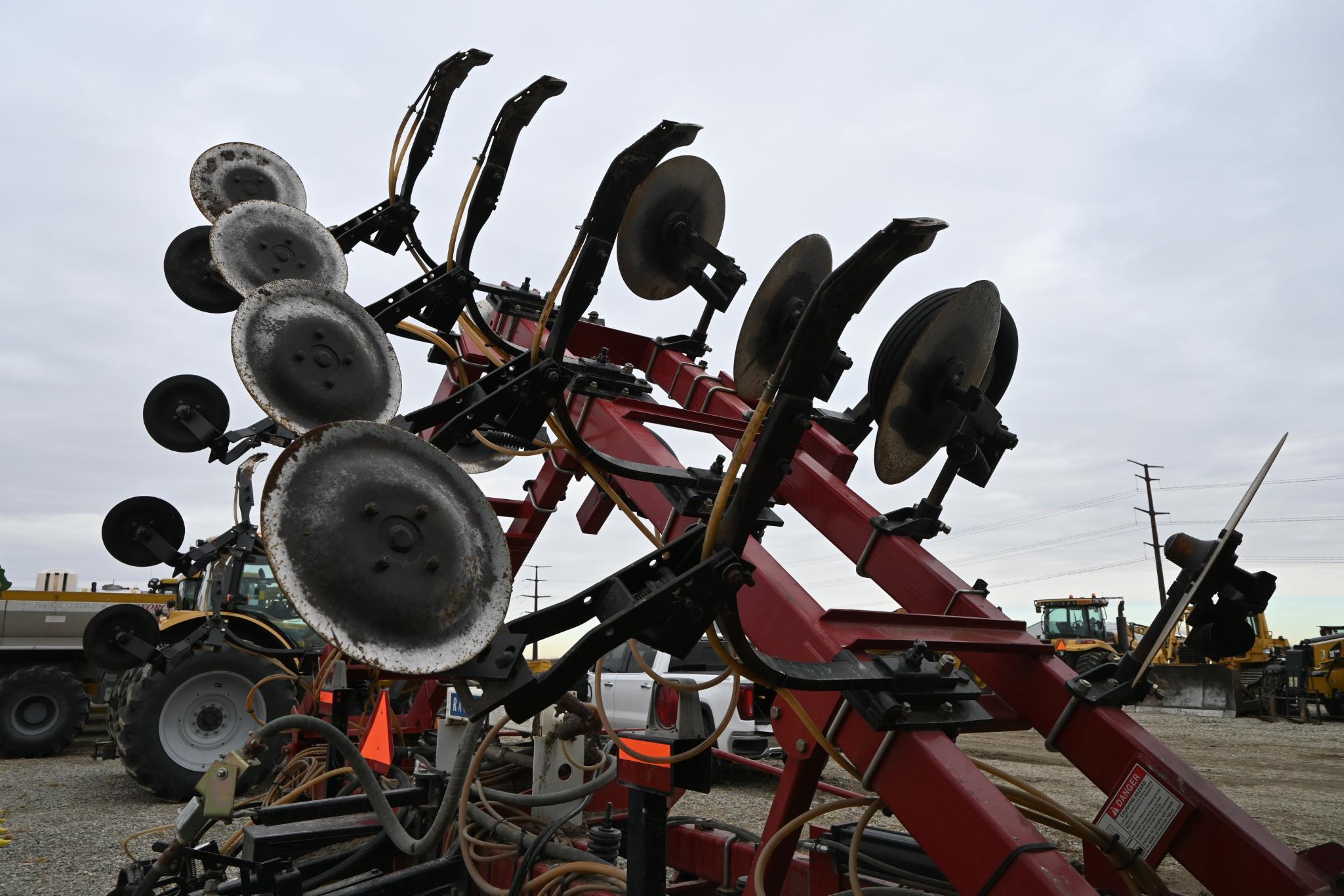 Case IH 5300 3-pt. 15-knife NH3 bar