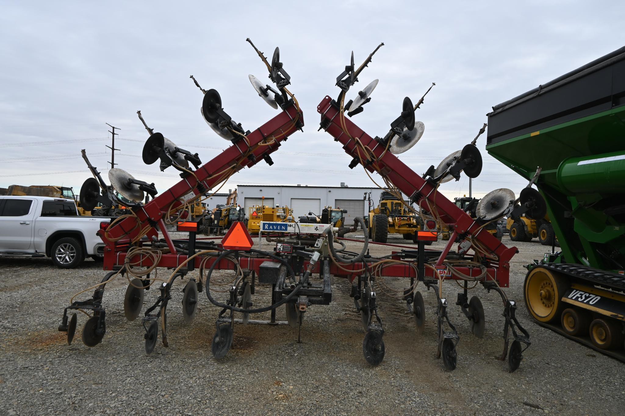 Case IH 5300 3-pt. 15-knife NH3 bar