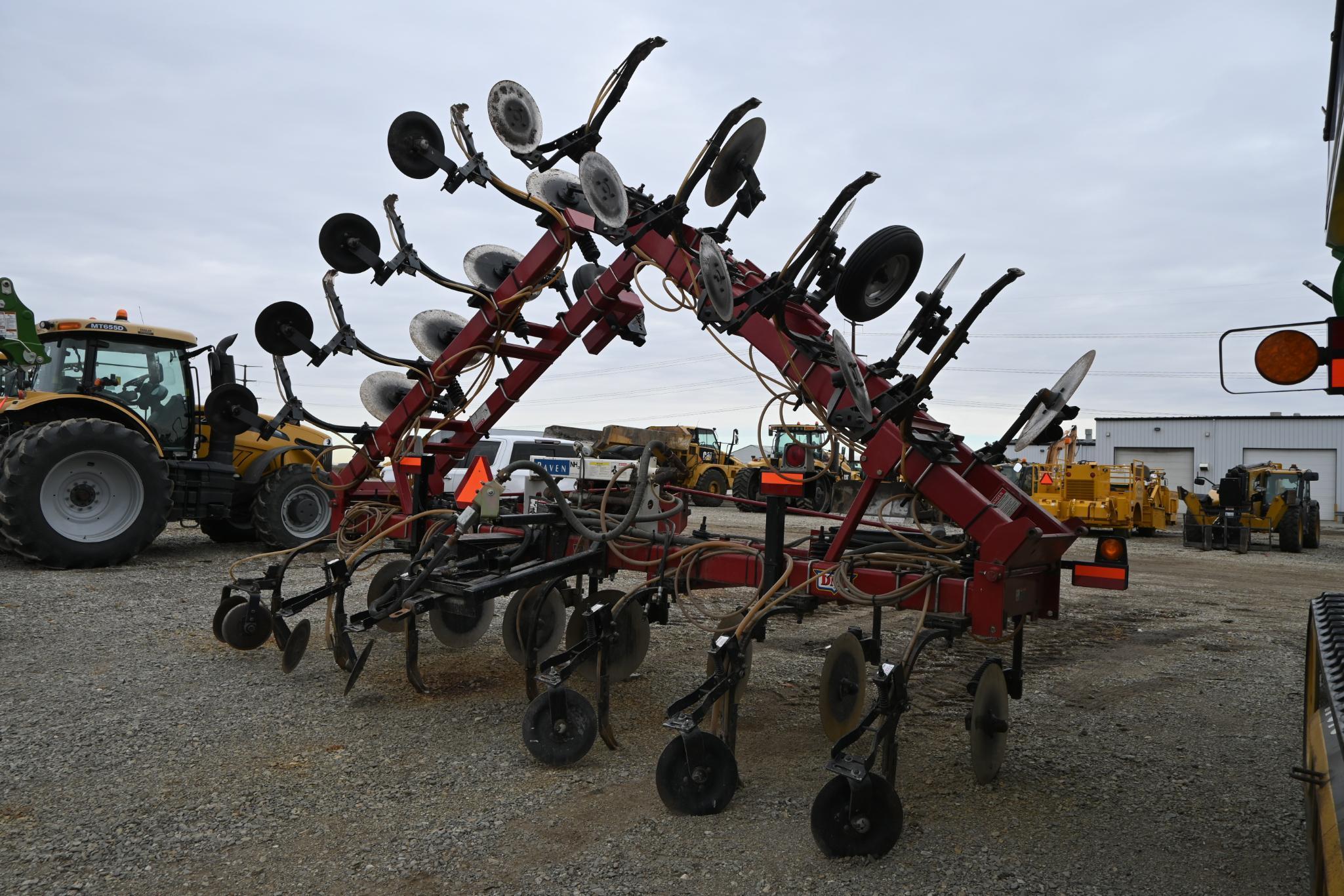 Case IH 5300 3-pt. 15-knife NH3 bar