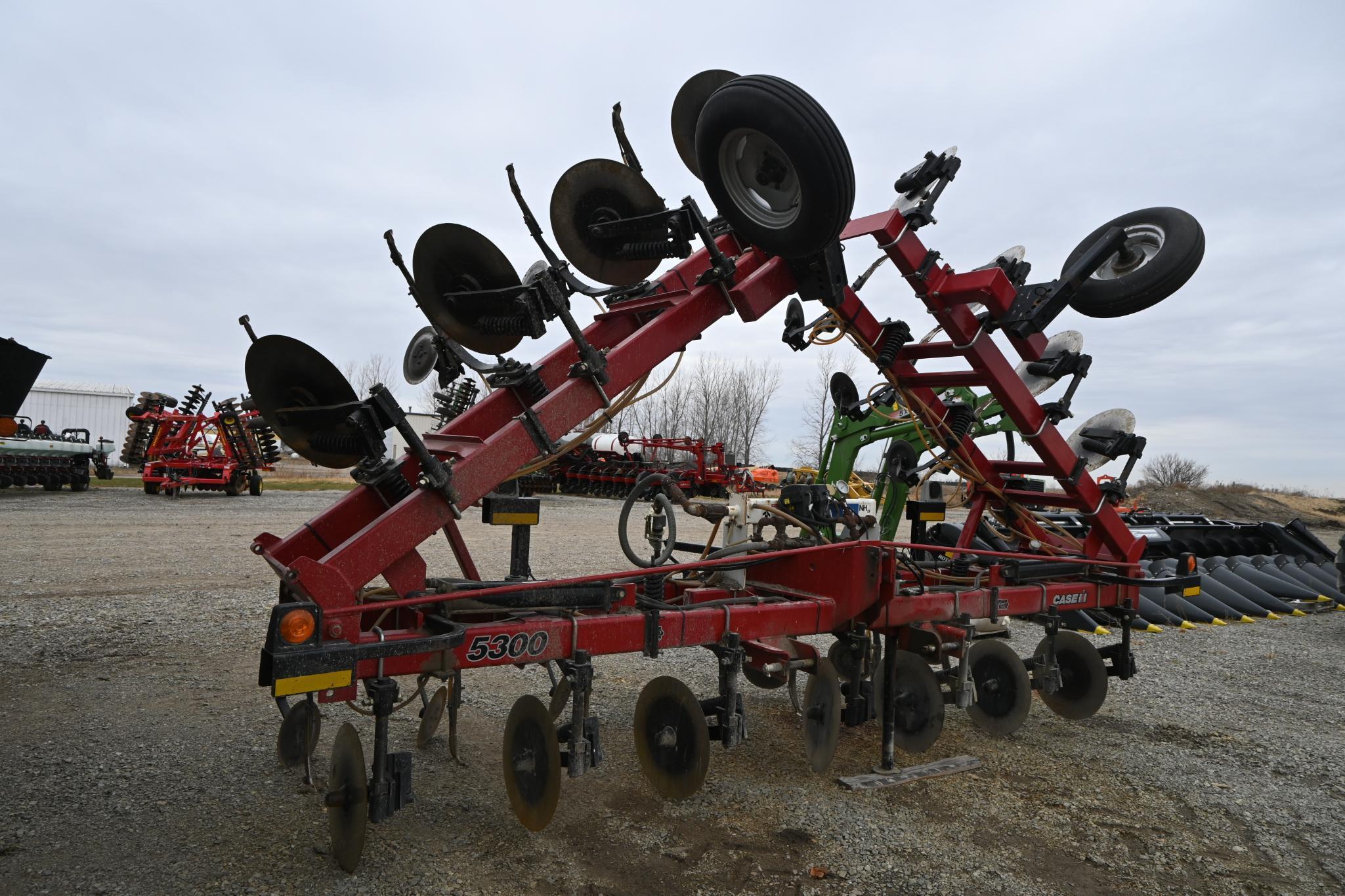 Case IH 5300 3-pt. 15-knife NH3 bar