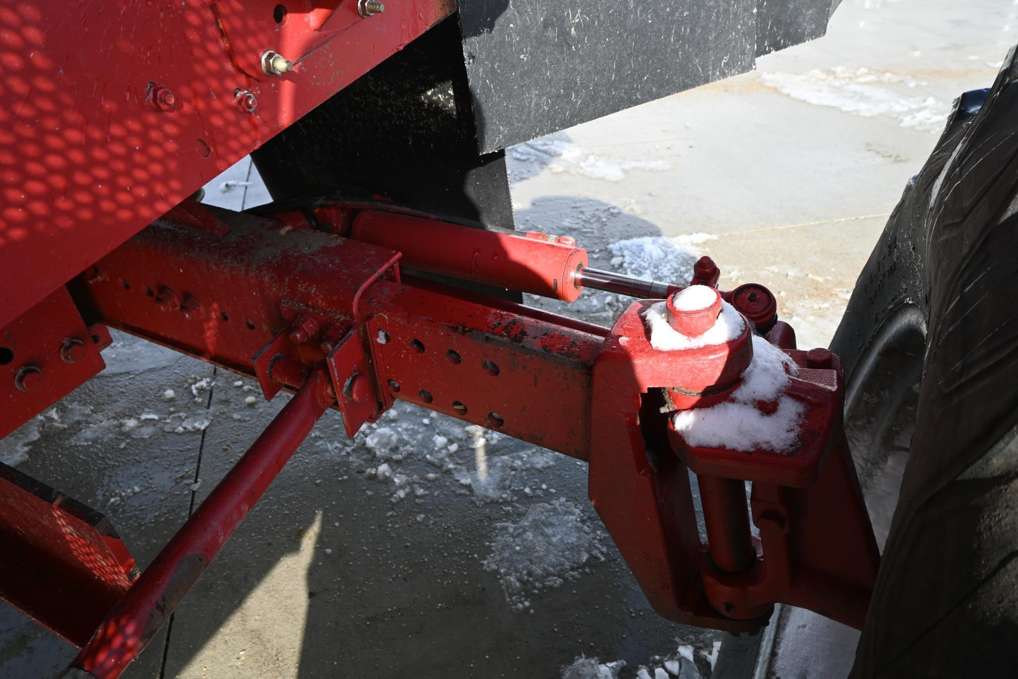 2001 Case IH 2388 2wd combine