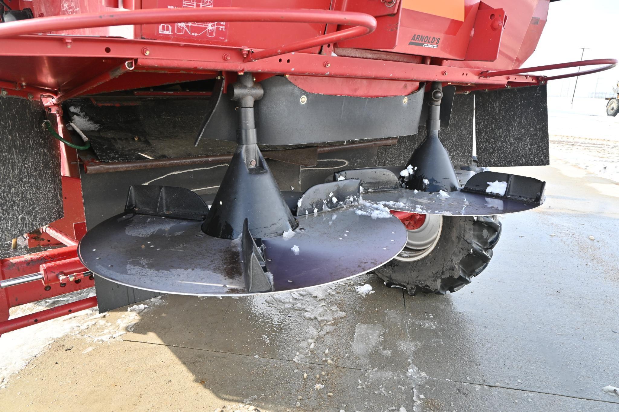 2001 Case IH 2388 2wd combine