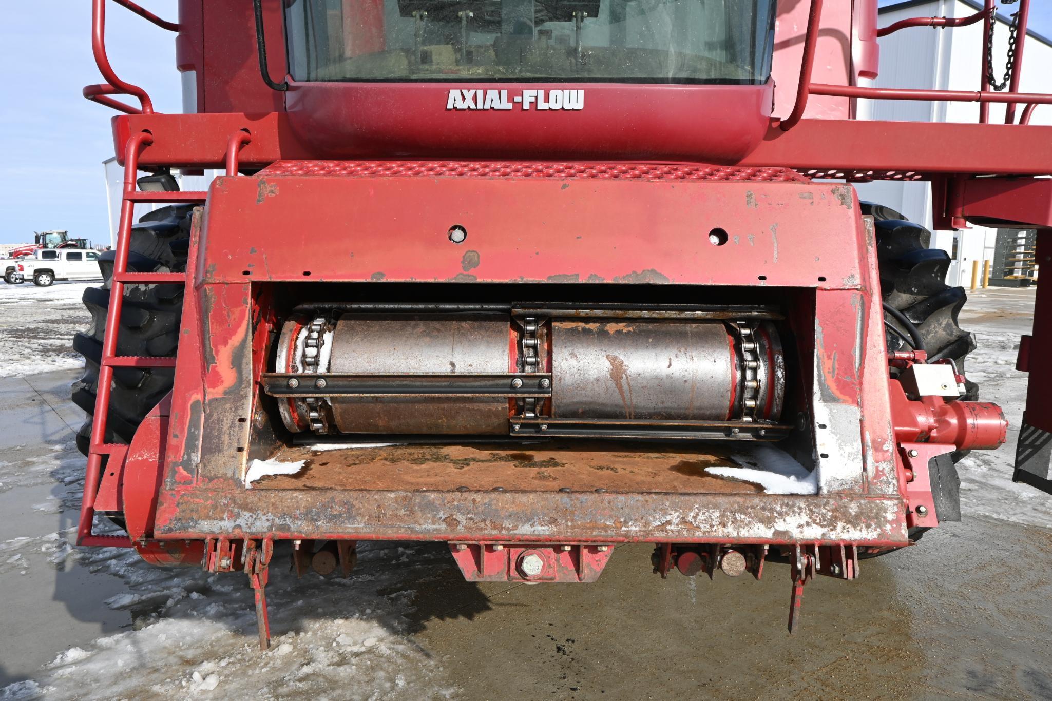 2001 Case IH 2388 2wd combine