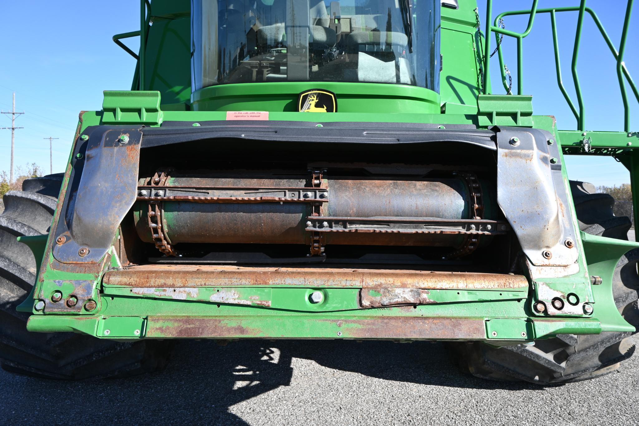 2011 John Deere 9870 STS 4wd combine