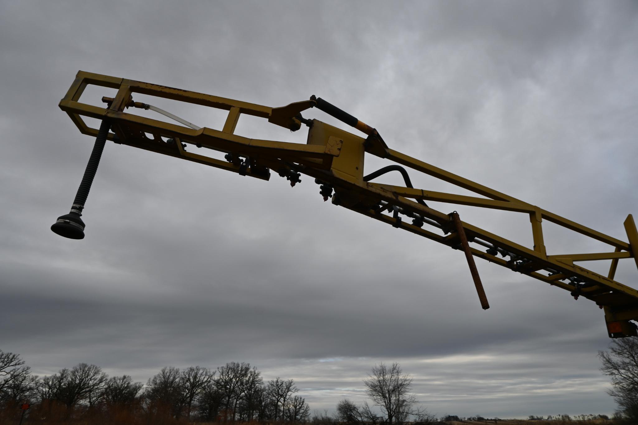 2003 Ag Chem TerraGator 8103 self propelled sprayer