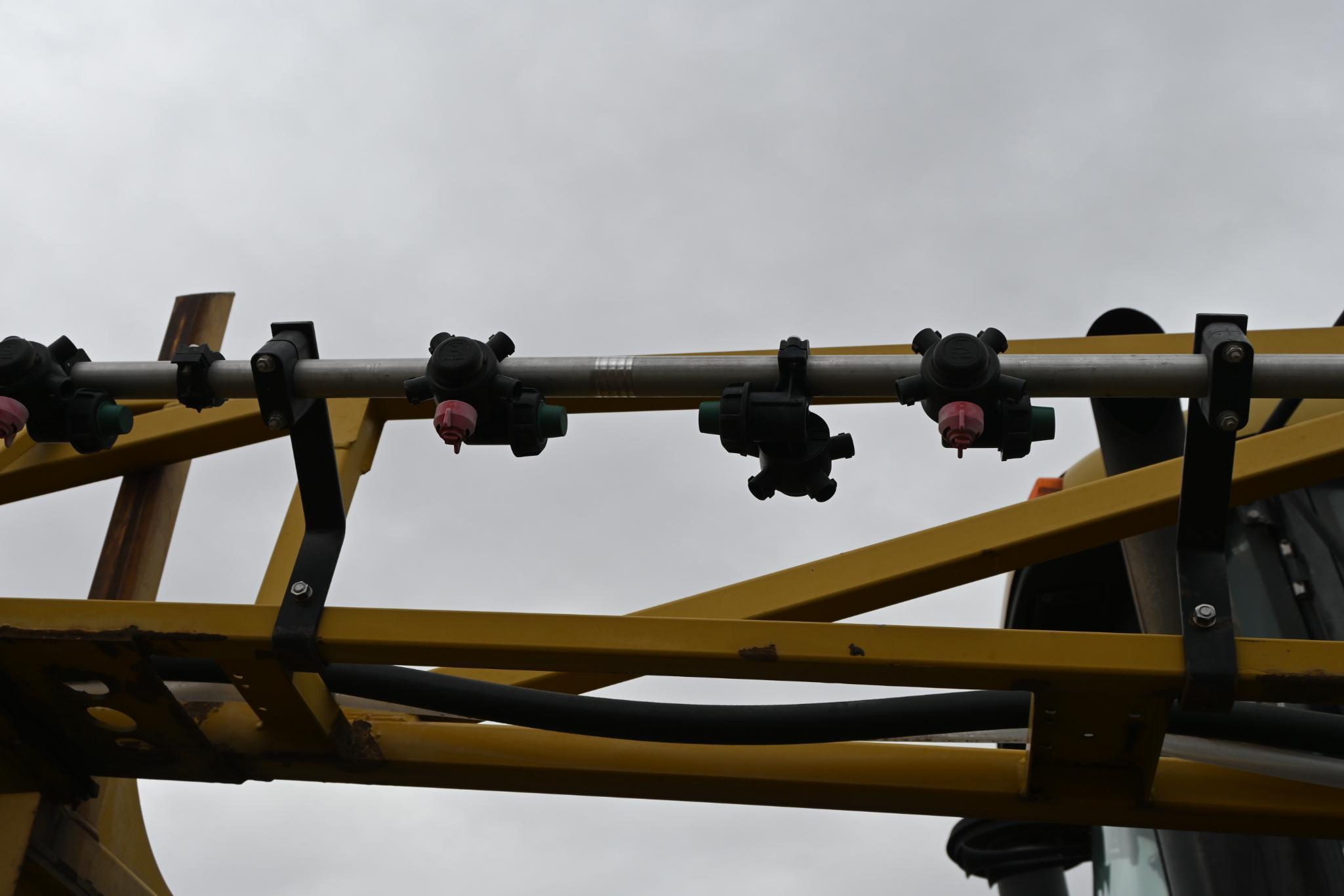 2003 Ag Chem TerraGator 8103 self propelled sprayer