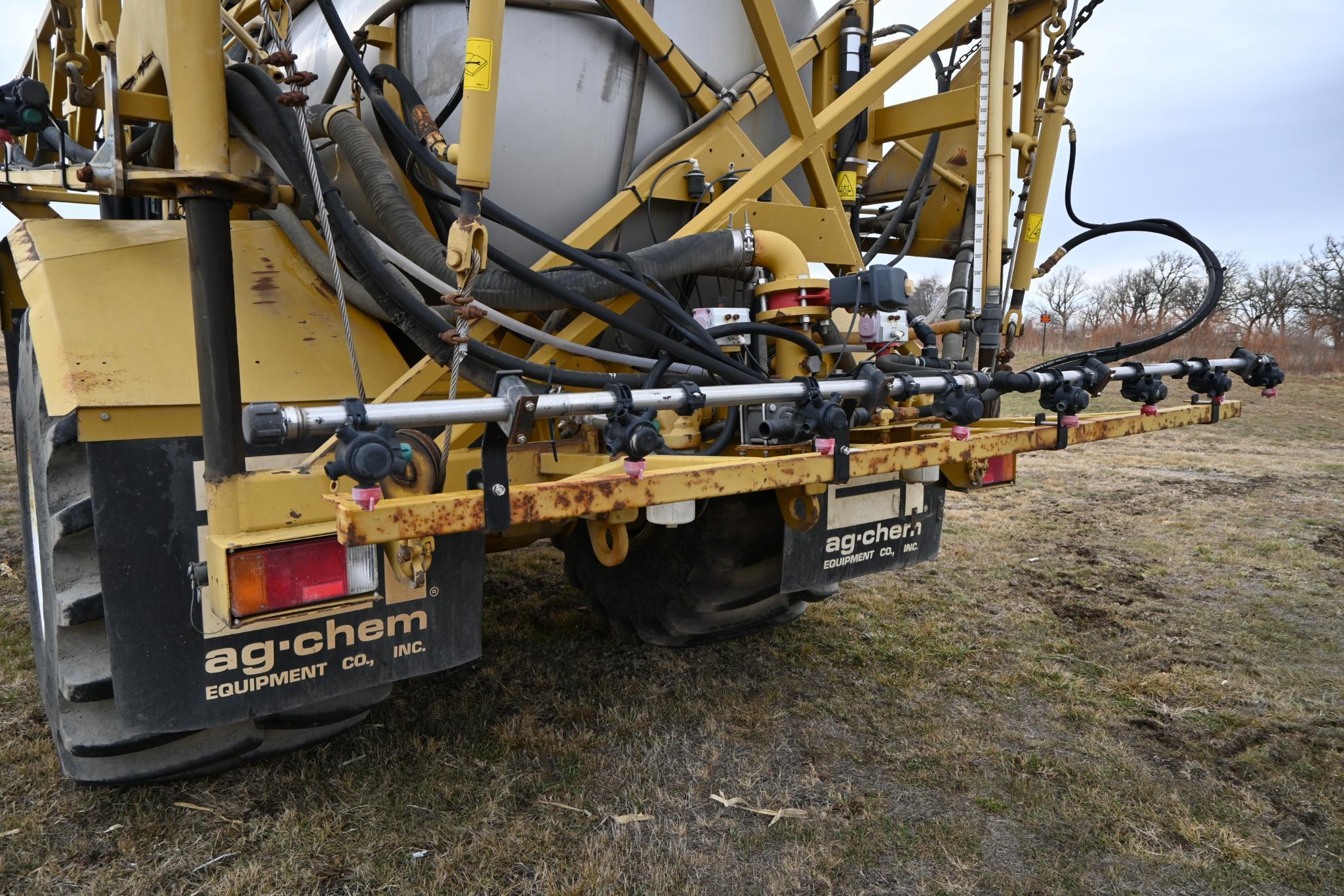 2003 Ag Chem TerraGator 8103 self propelled sprayer