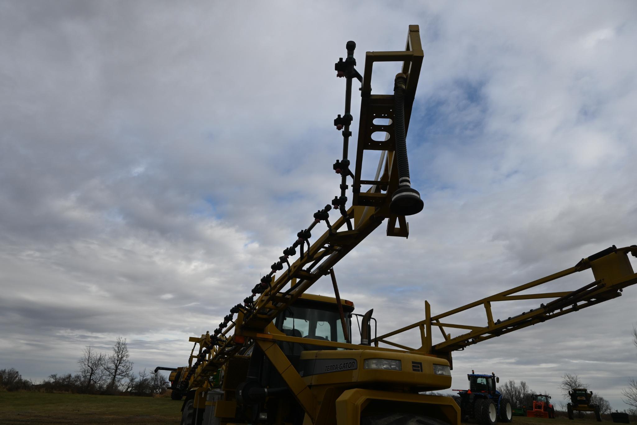 2003 Ag Chem TerraGator 8103 self propelled sprayer