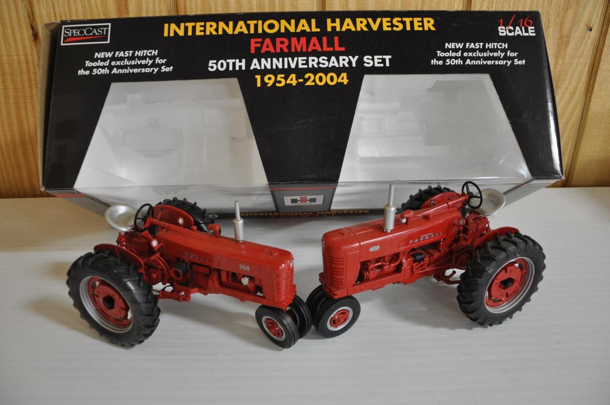 50th anniversary set farmall 300 and 400 tractor diecast 1/16 scale