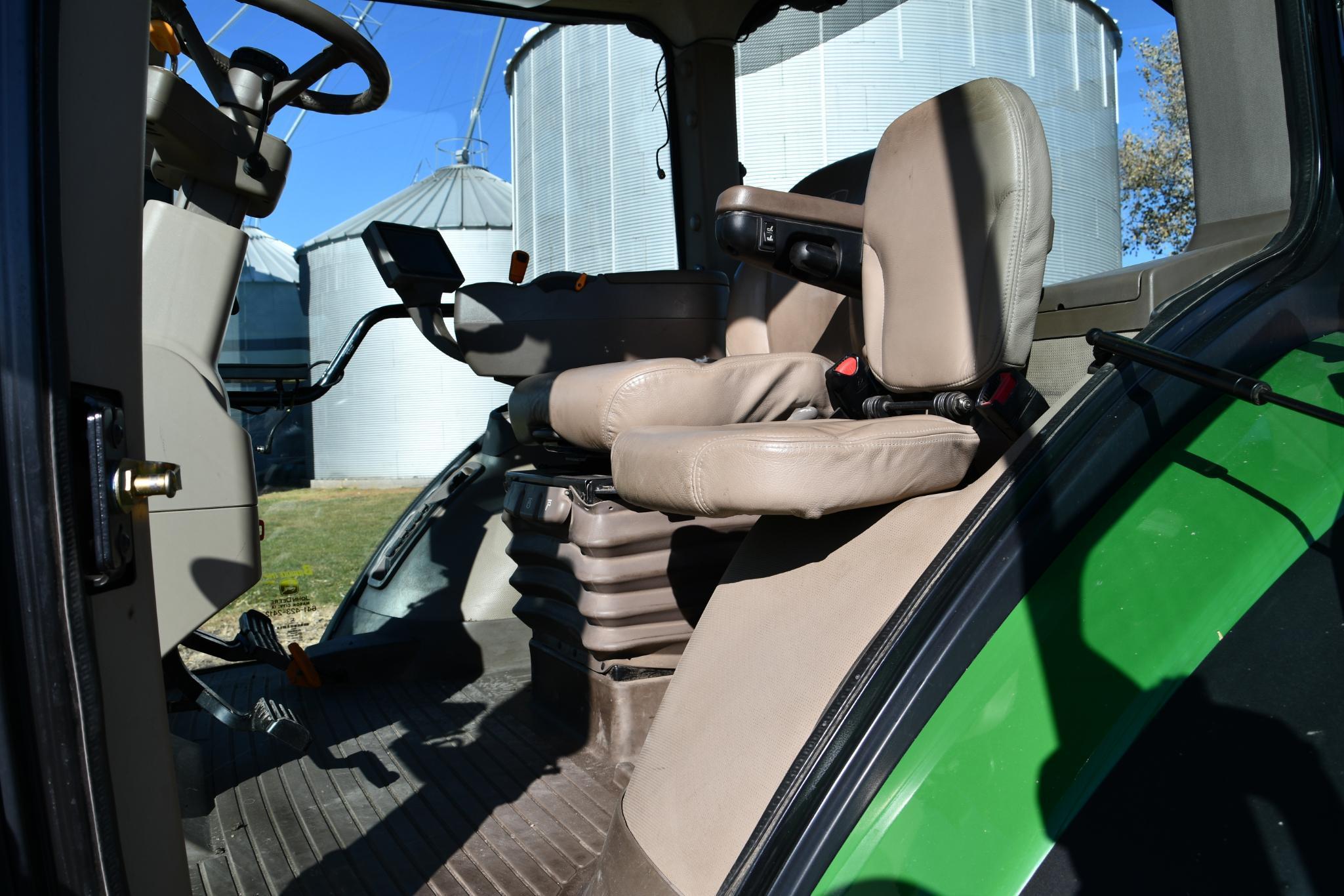 2012 John Deere 8360R MFWD tractor