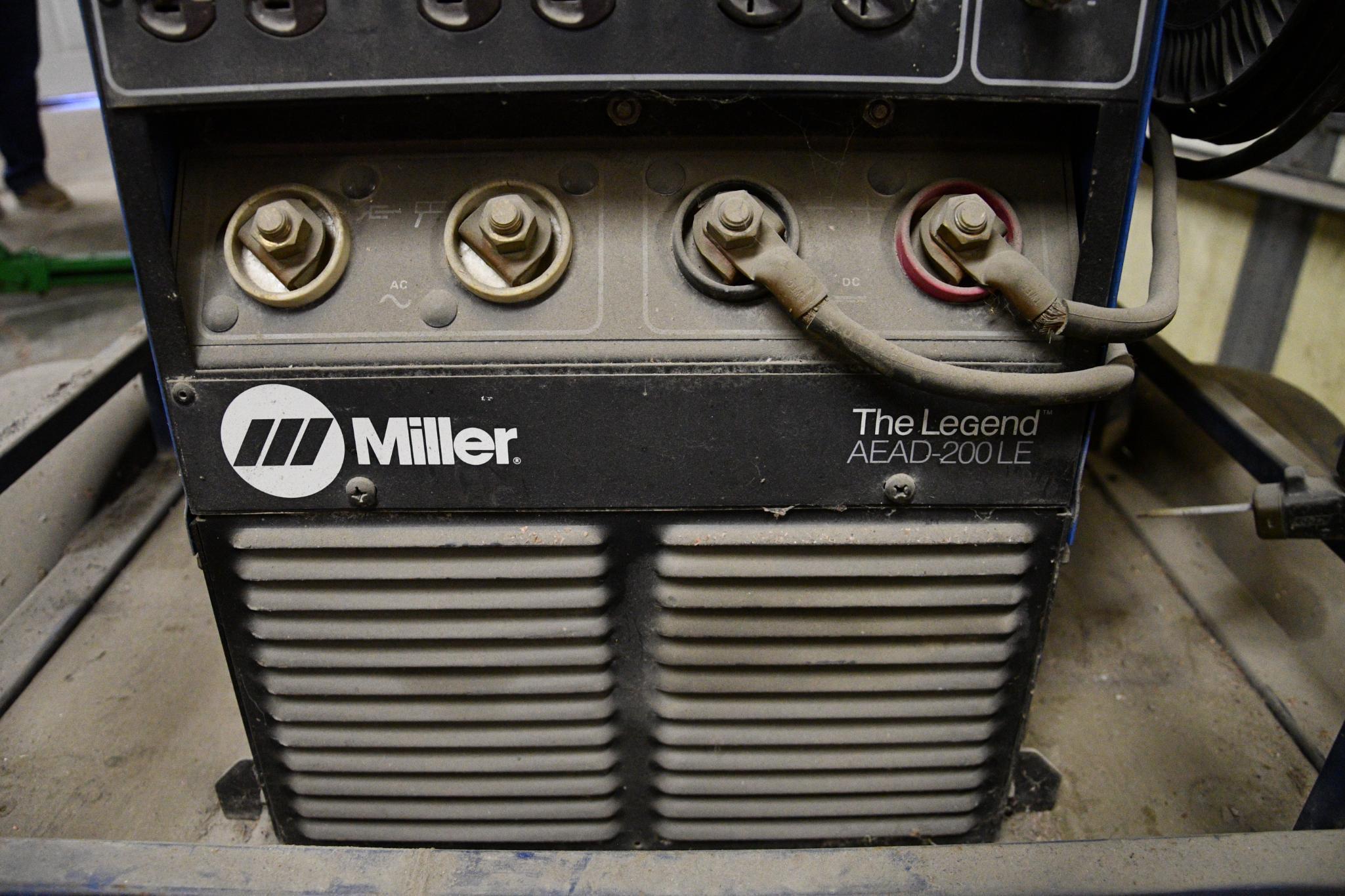 Miller AEAD-200LE welder/generator