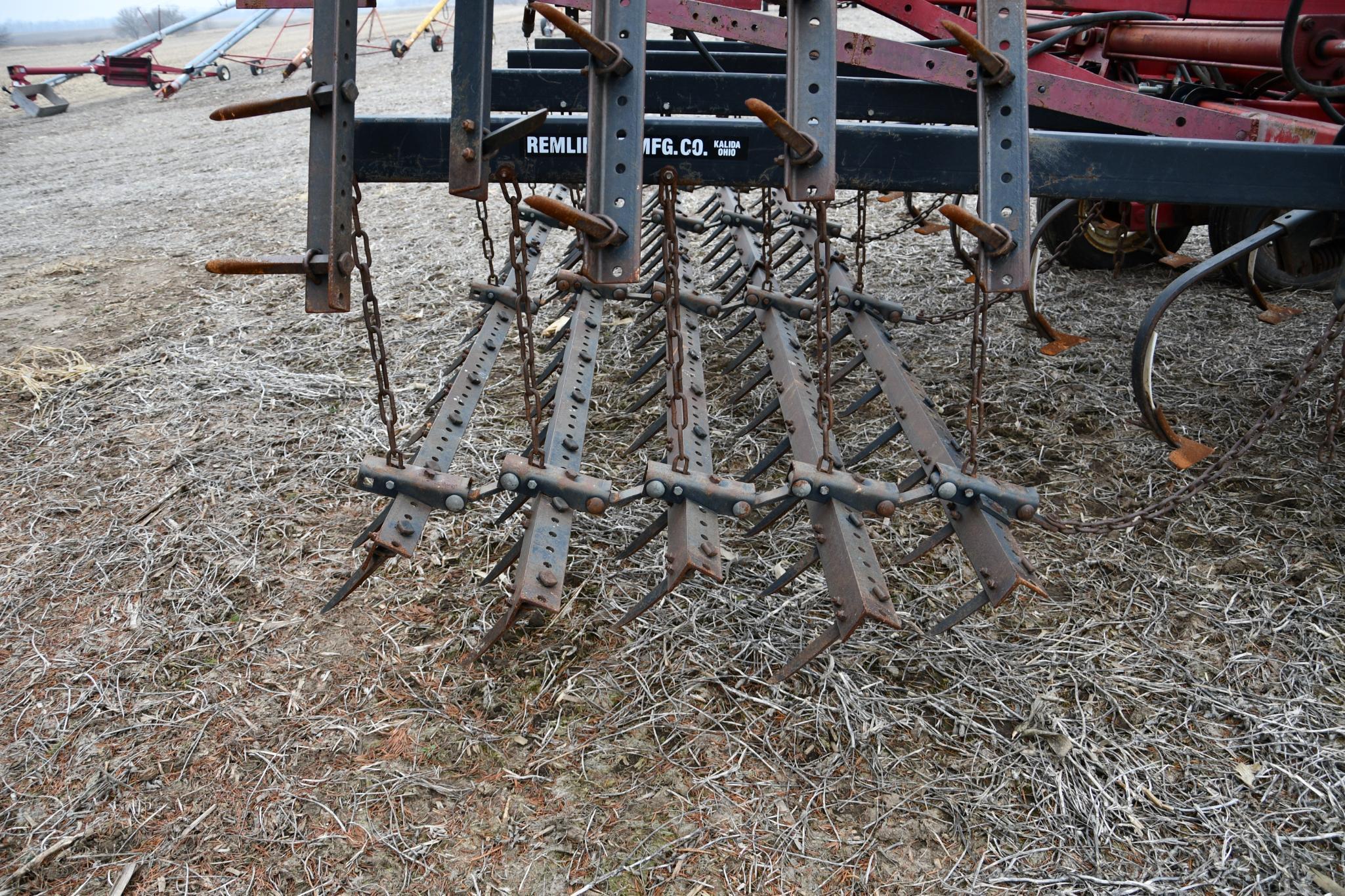 Case-IH 4800 32' field cultivator
