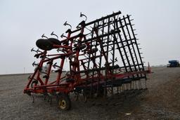Case-IH 4800 32' field cultivator