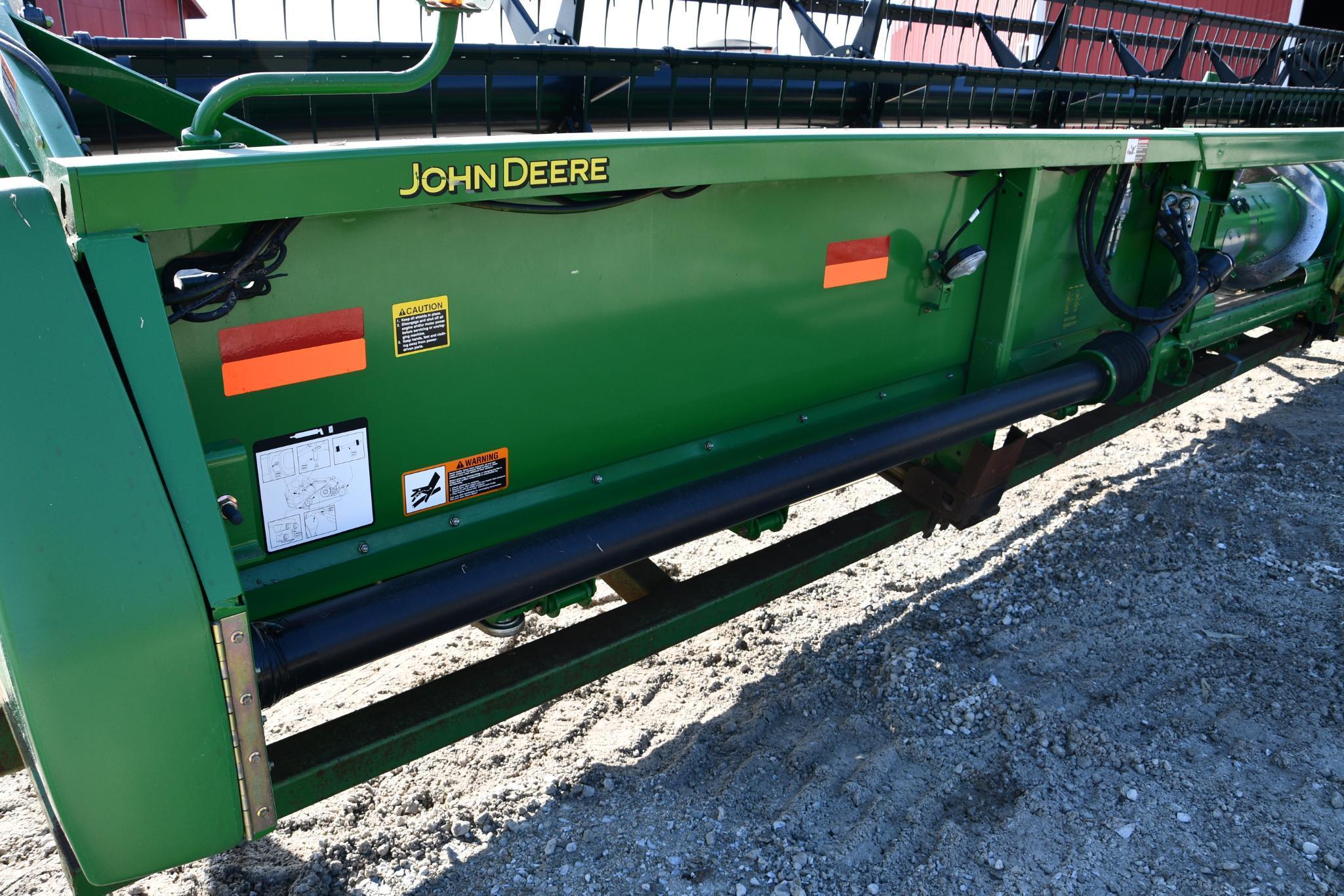 2009 John Deere 630F 30' HydraFlex platform